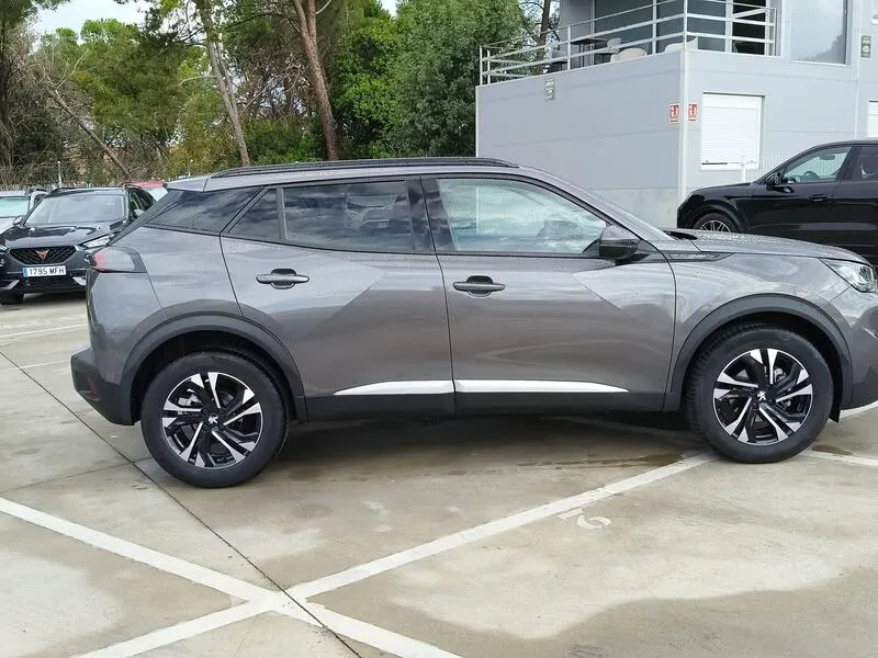 Peugeot 2008 Allure Pack PureTech - foto 7