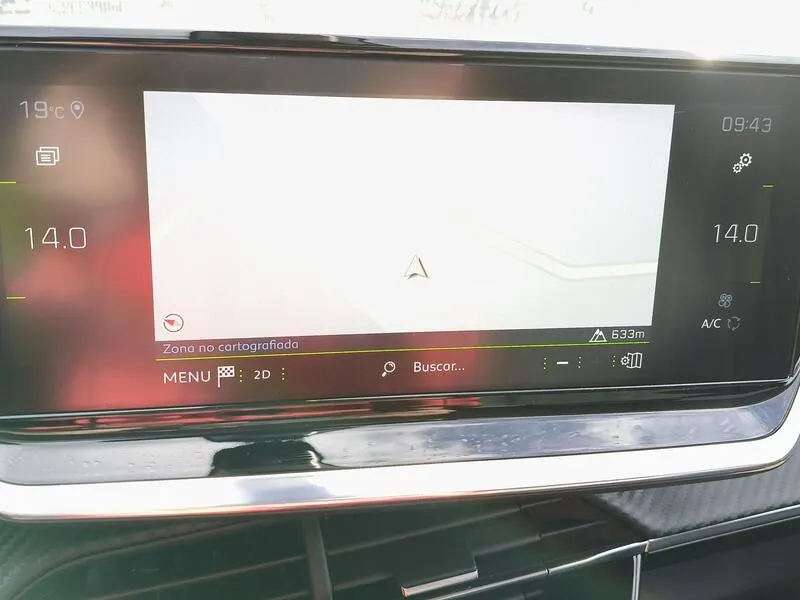 Peugeot 2008 Allure Pack PureTech - foto 16