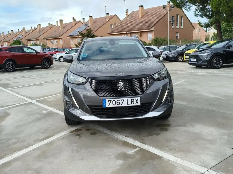 Peugeot 2008 Allure Pack PureTech - foto 9