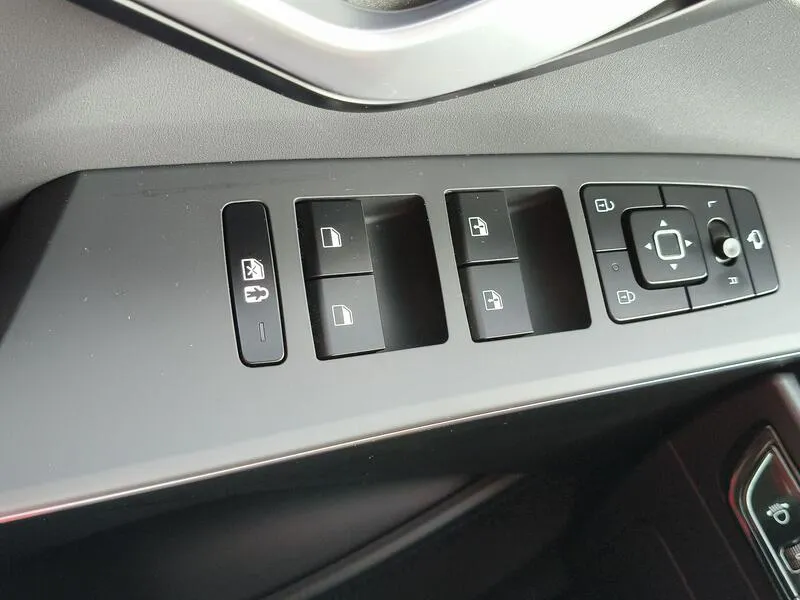 Kia Niro 1.6 GDi HEV Drive - foto 22