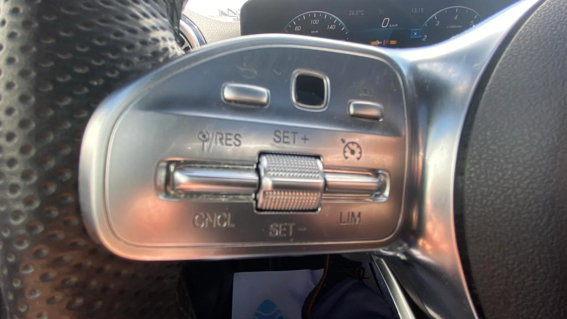 Mercedes-Benz CLA 200 - foto 19