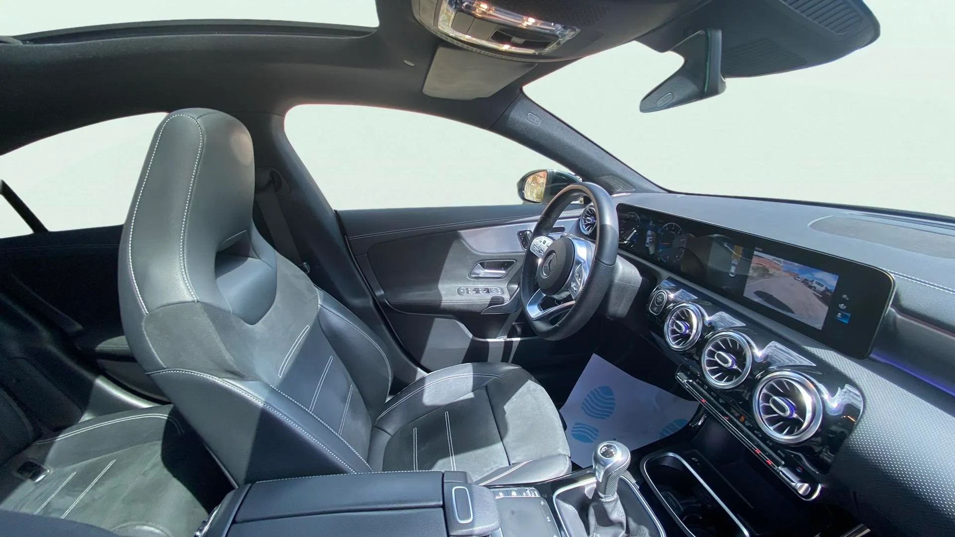 Mercedes-Benz CLA 200 - foto 14