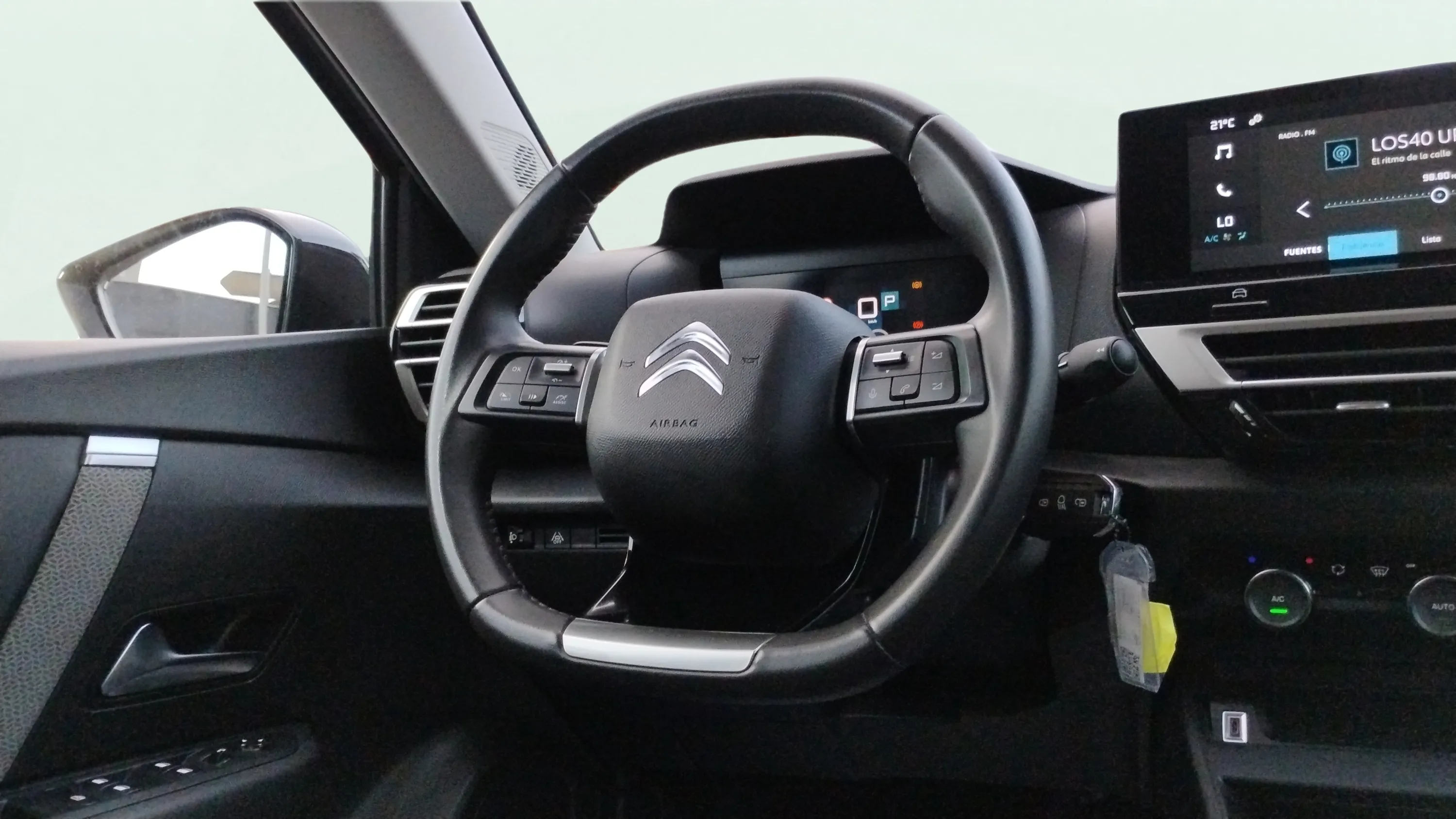 Citroën C4 PureTech 130 EAT8 Plus - foto 14
