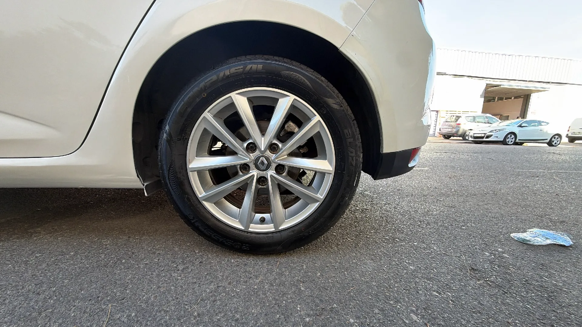 Renault Mégane Limited Energy TCe - foto 17