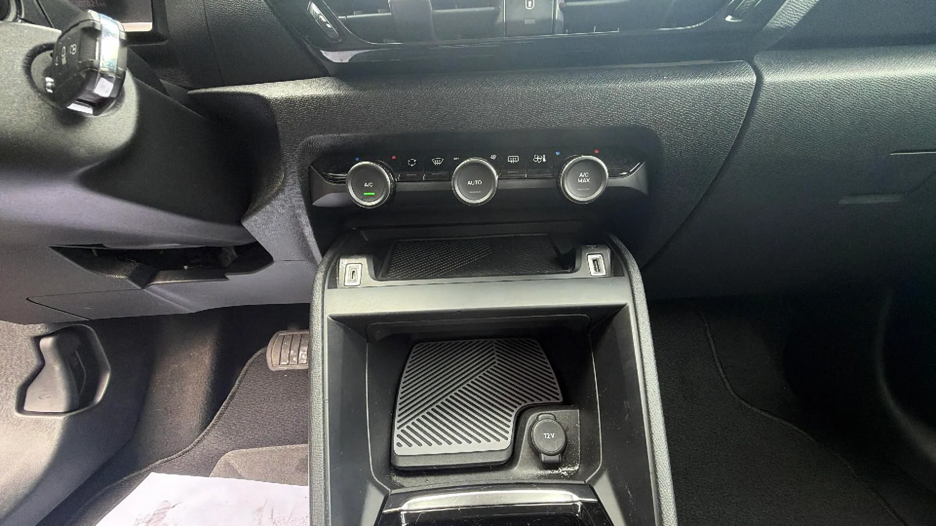 Citroën C4 PureTech 130 Plus - foto 20
