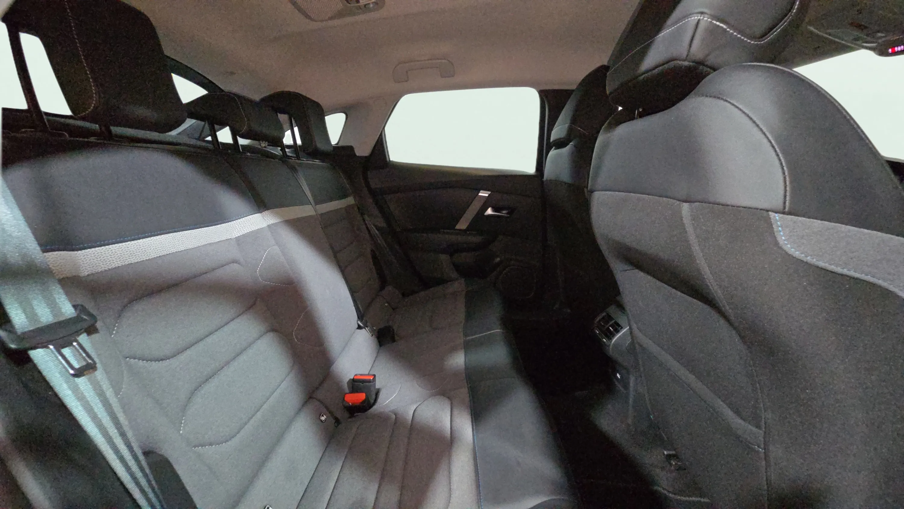 Citroën C4 PureTech 130 Business Edition - foto 20