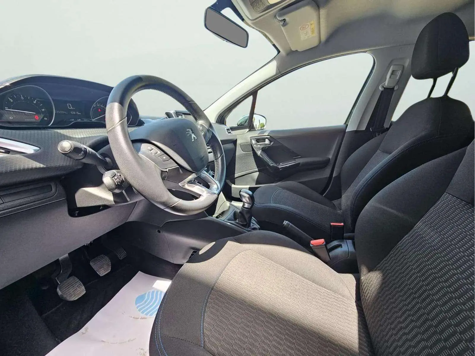 Peugeot 208 Style 1.6 BlueHDi - foto 11