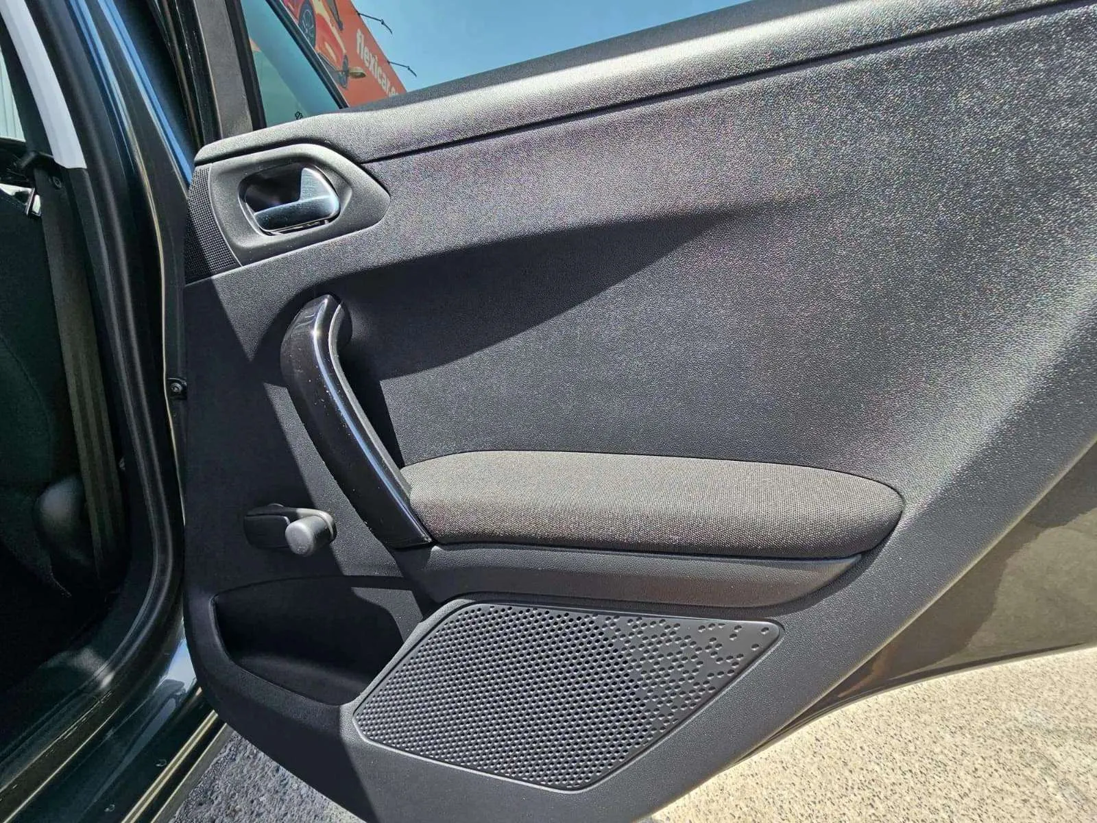 Peugeot 208 Style 1.6 BlueHDi - foto 18