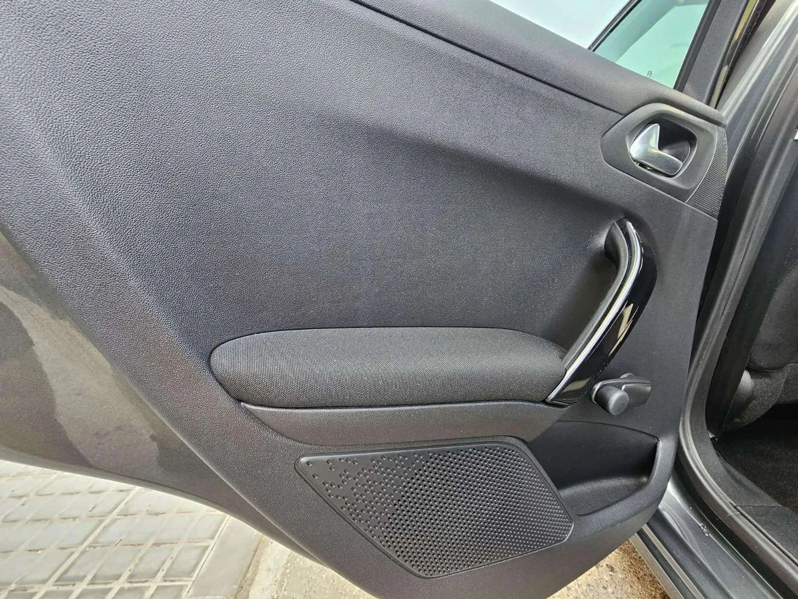 Peugeot 208 Style 1.6 BlueHDi - foto 15