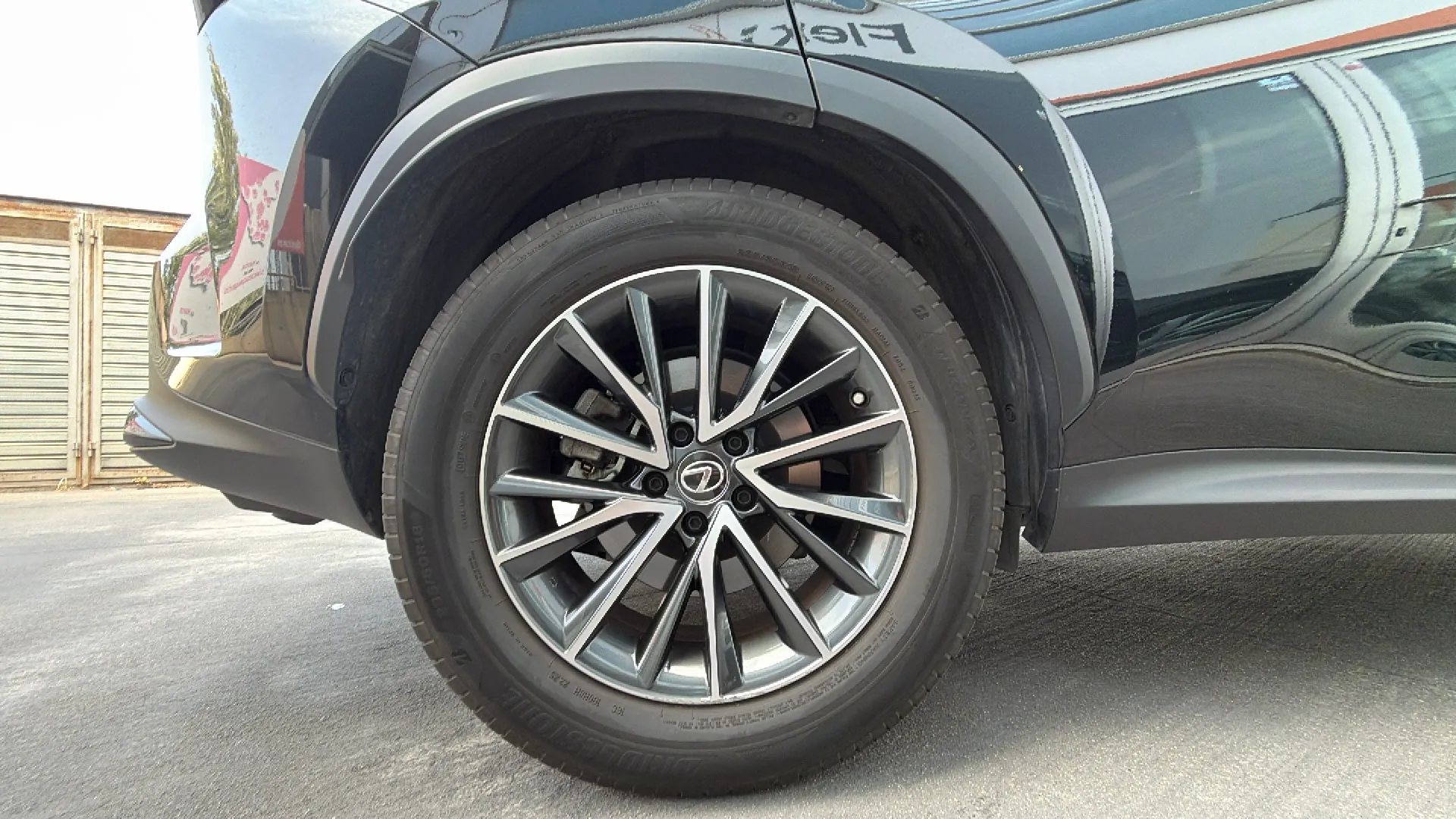 Lexus NX 350h Business 2WD - foto 37