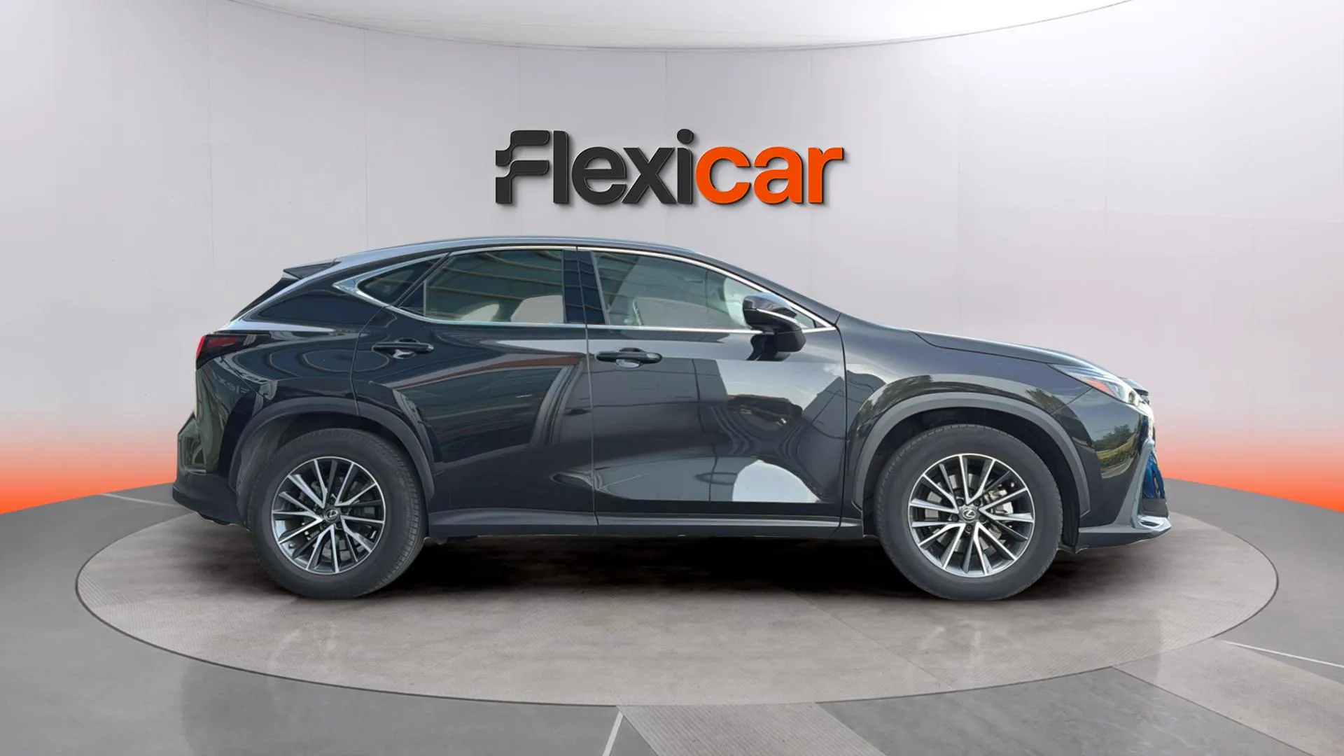 Lexus NX 350h Business 2WD - foto 8