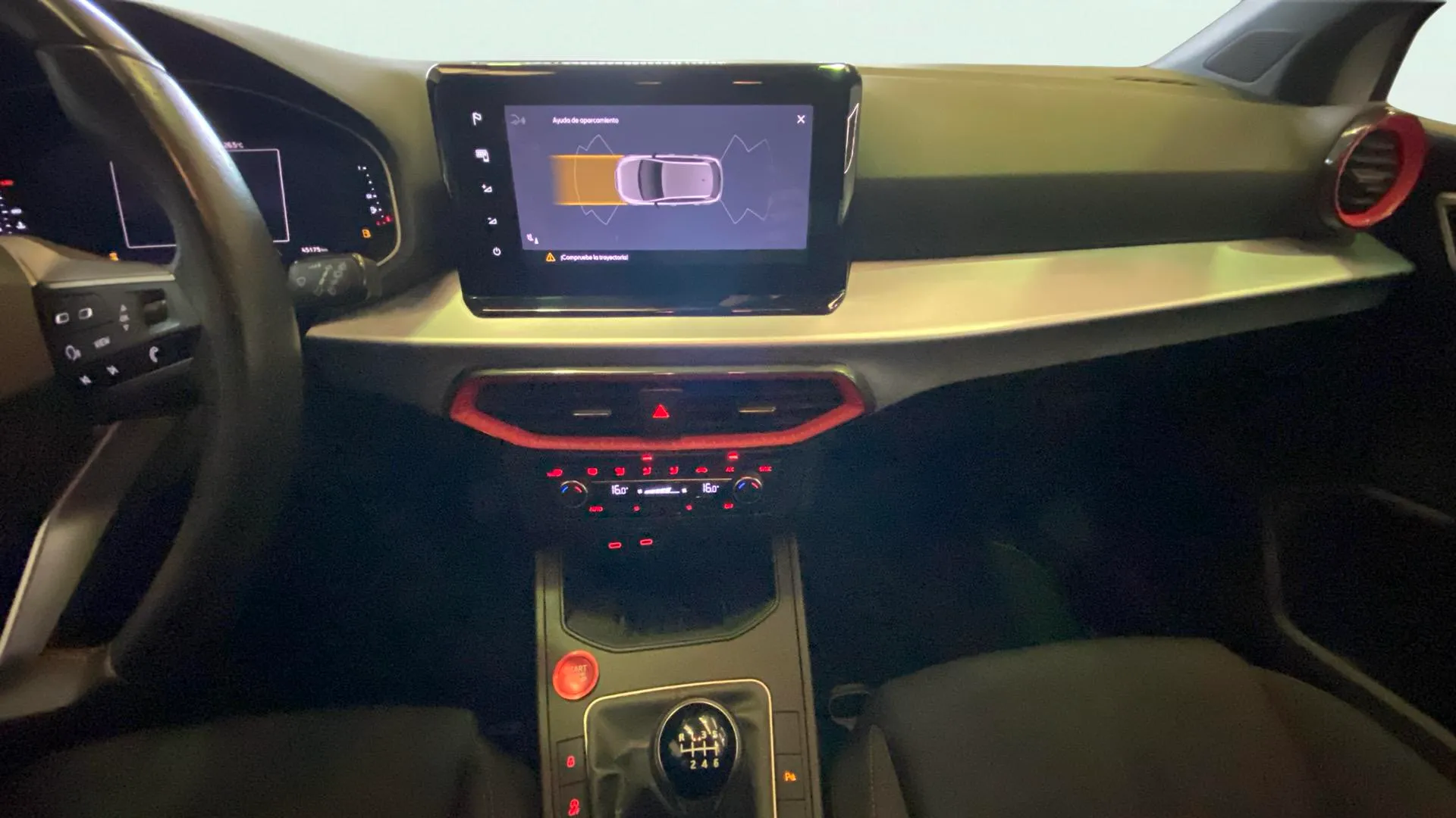 SEAT Ibiza 1.0 TSI FR - foto 23