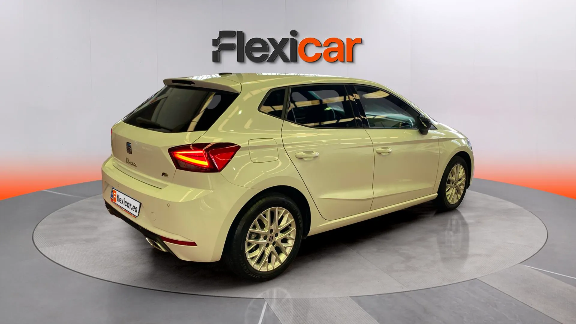 SEAT Ibiza 1.0 TSI FR - foto 7