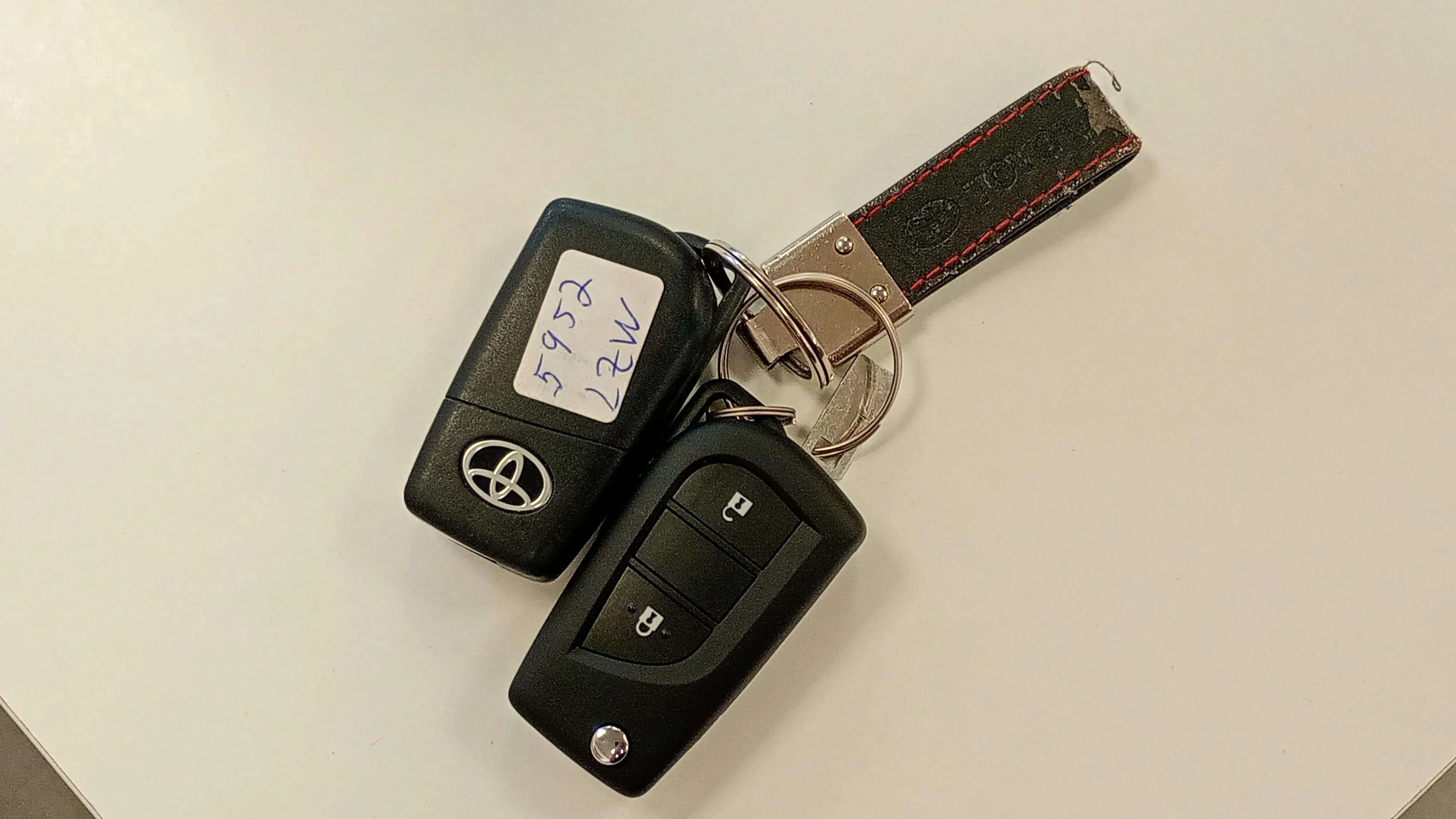 Toyota Aygo 1.0 70 x-play - foto 13