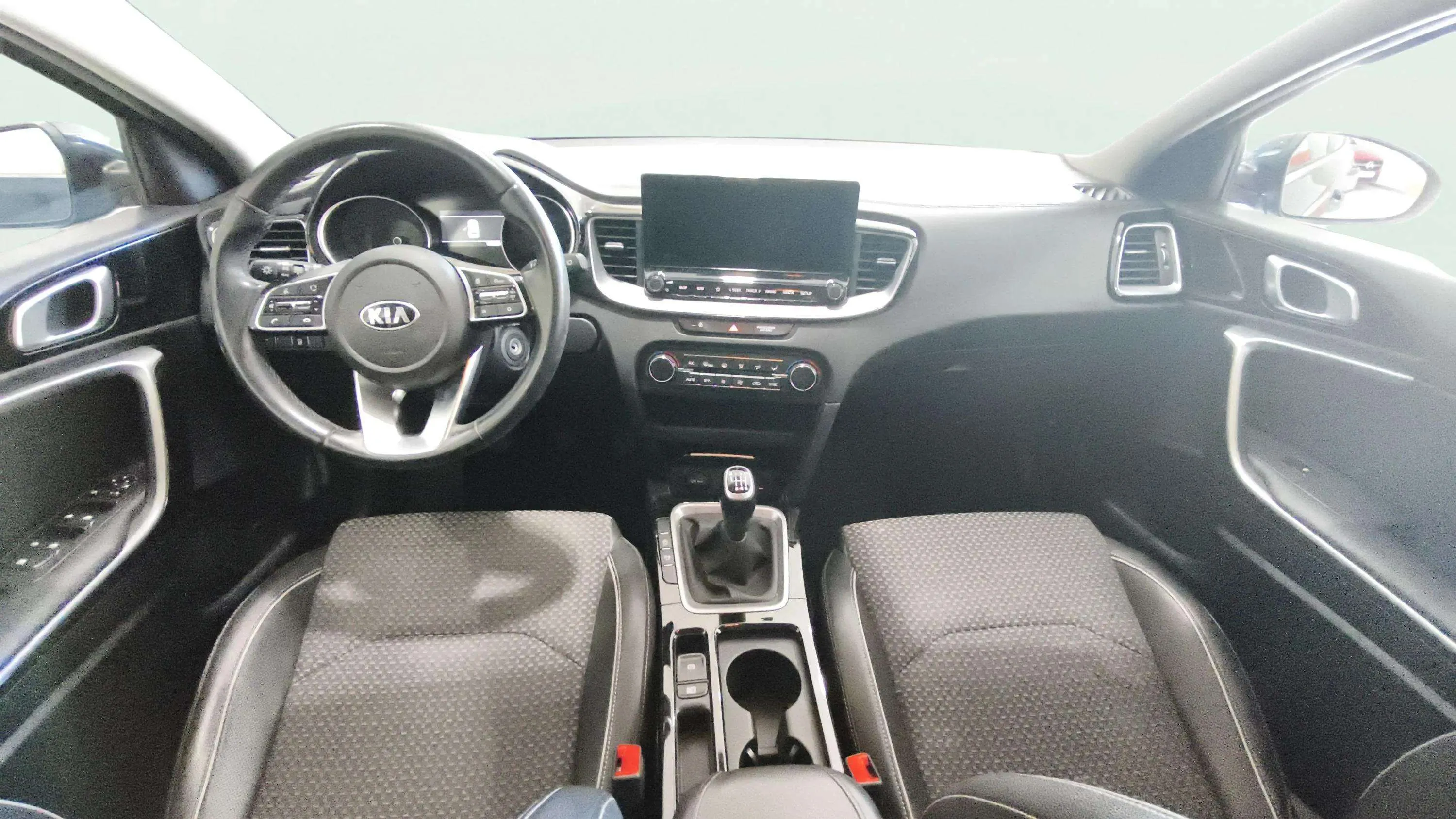 Kia XCeed 1.0 T-GDi Concept - foto 7