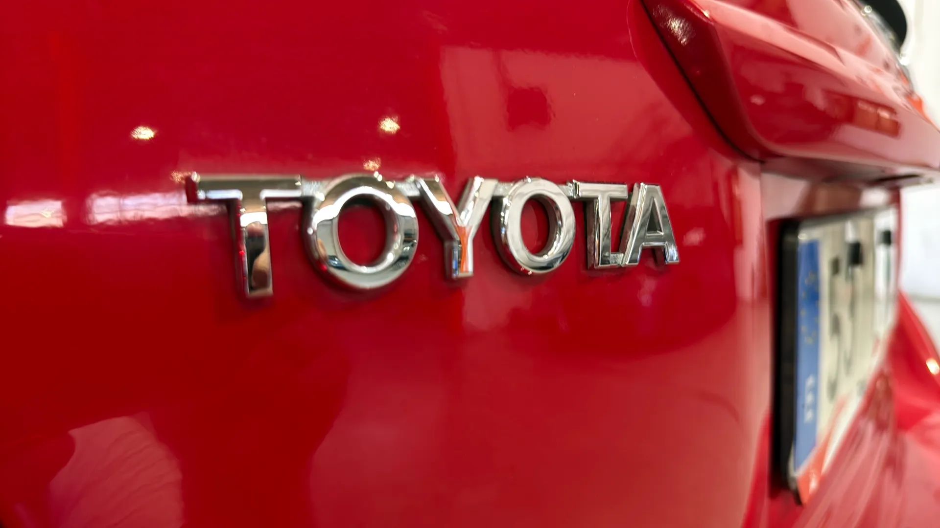 Toyota Yaris 1.0 70 Active - foto 21