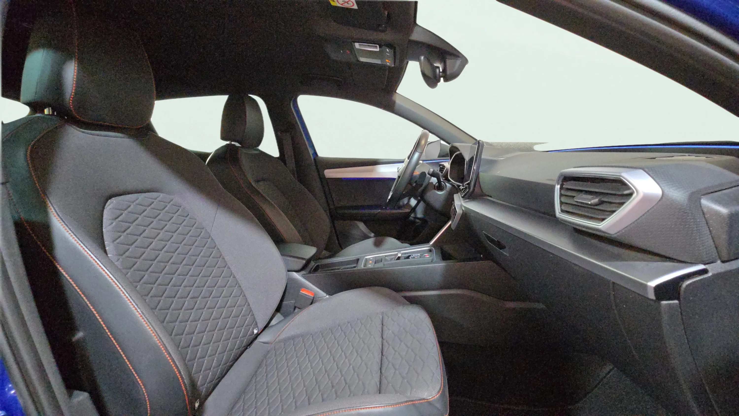 SEAT León 1.0 eTSI DSG-7 FR 25 Aniv - foto 18