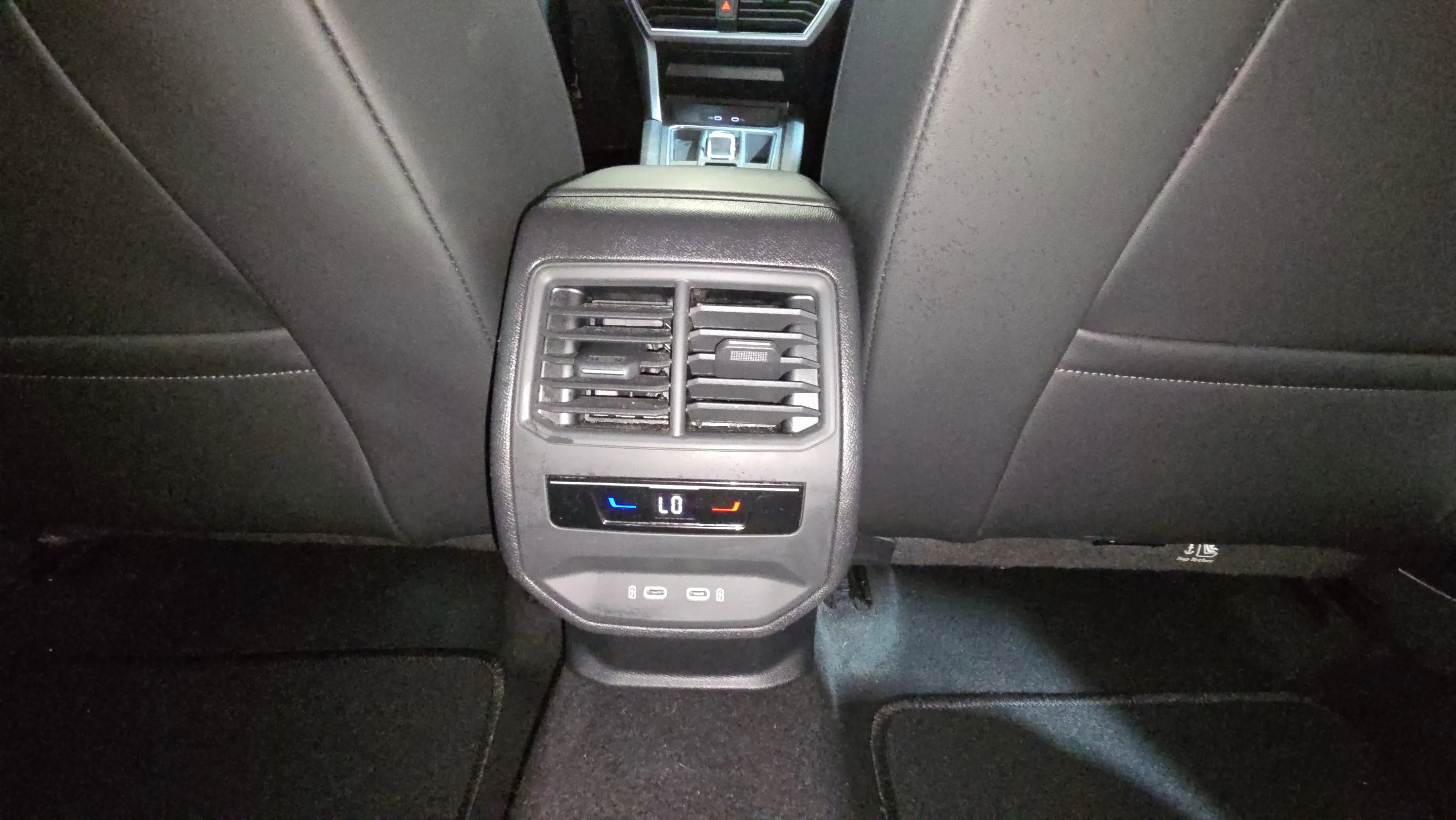 SEAT León 1.0 eTSI DSG-7 FR 25 Aniv - foto 22
