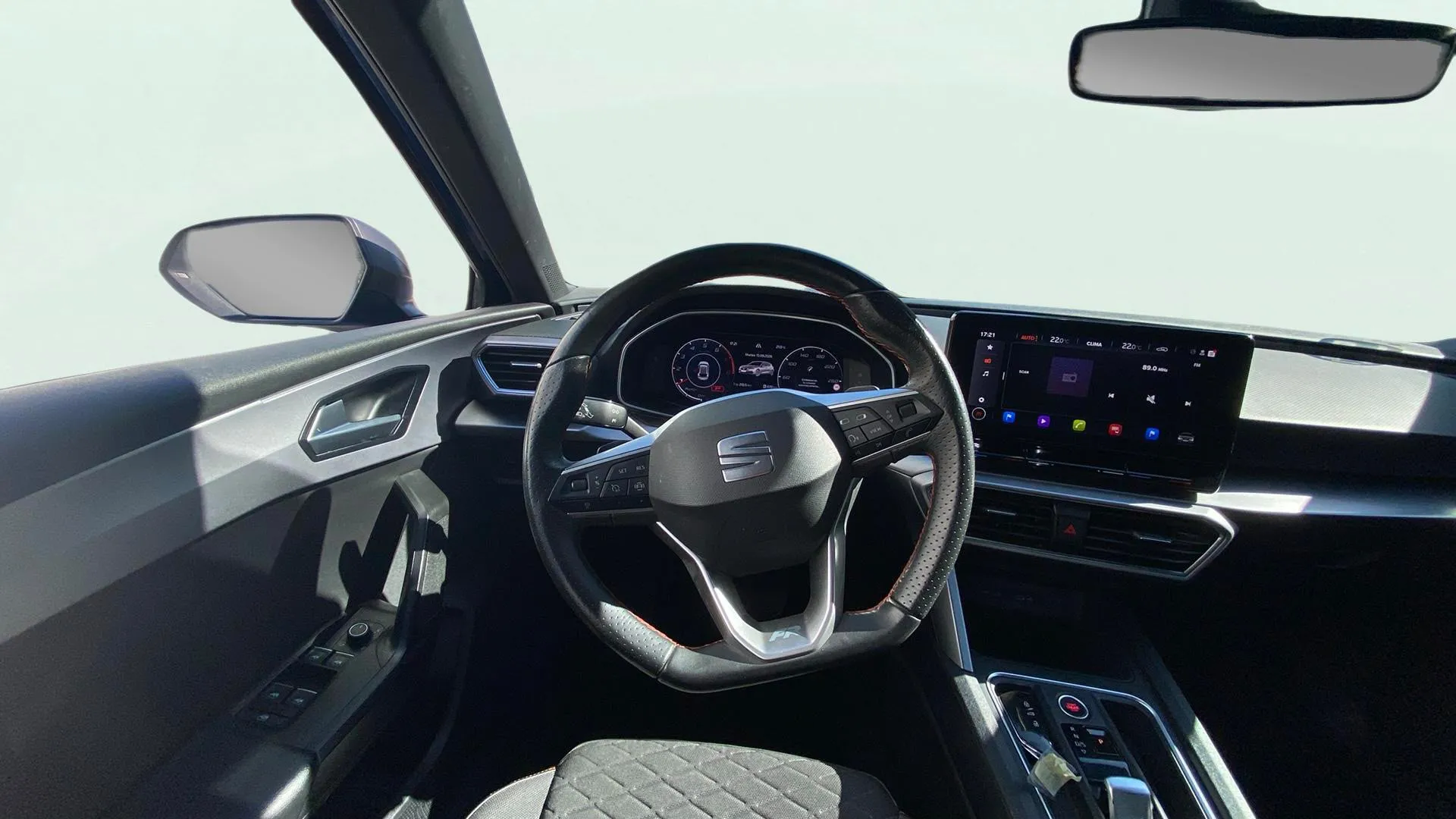 SEAT León 1.0 eTSI DSG-7 FR 25 Aniv - foto 10