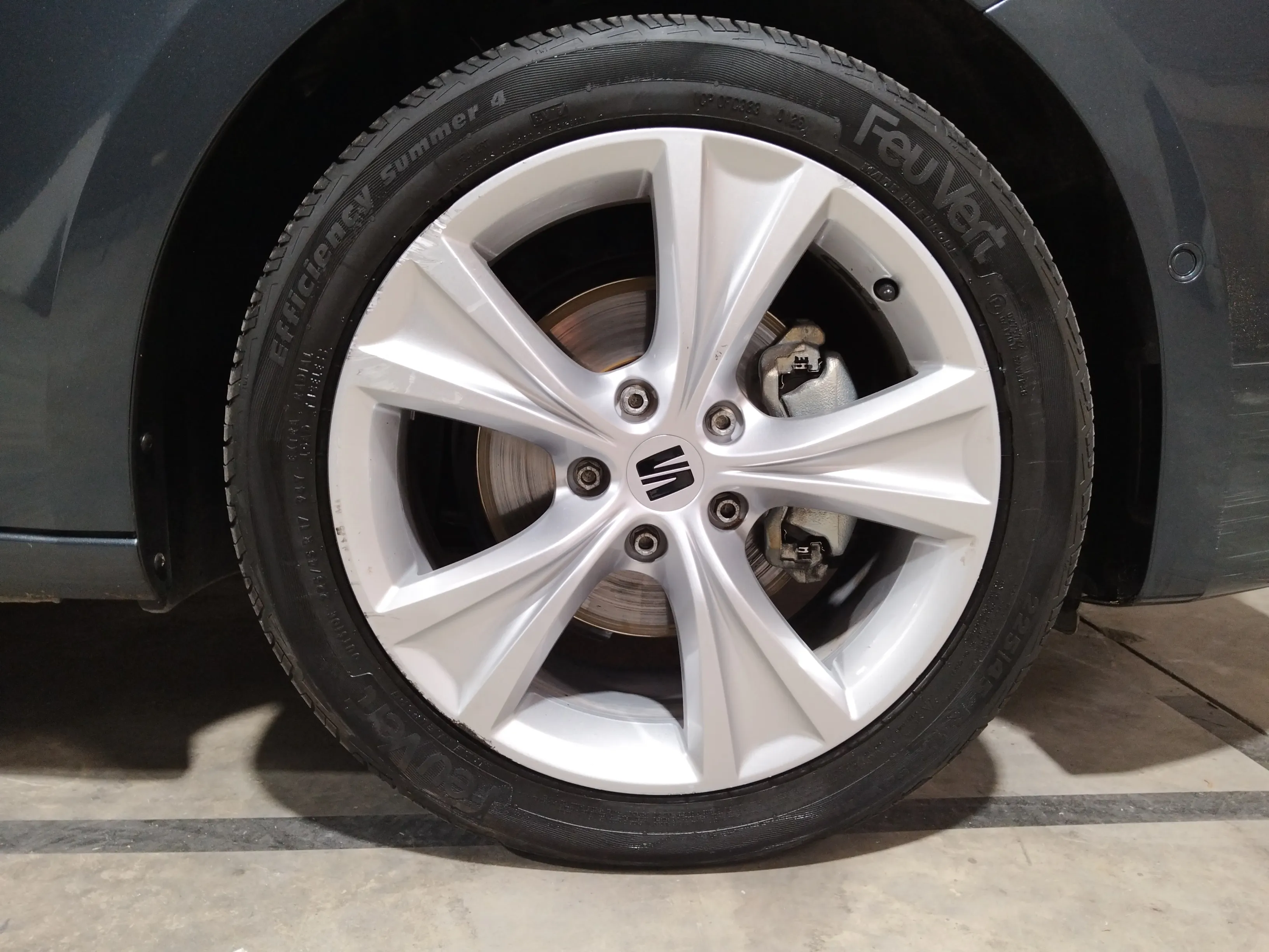 SEAT León 1.0 eTSI DSG-7 FR 25 Aniv - foto 17