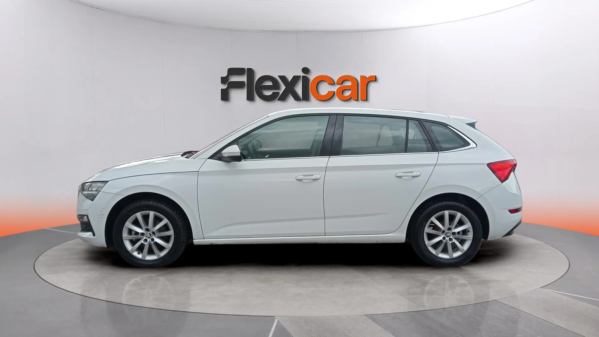 Škoda Scala 1.0 TSI Active - foto 6