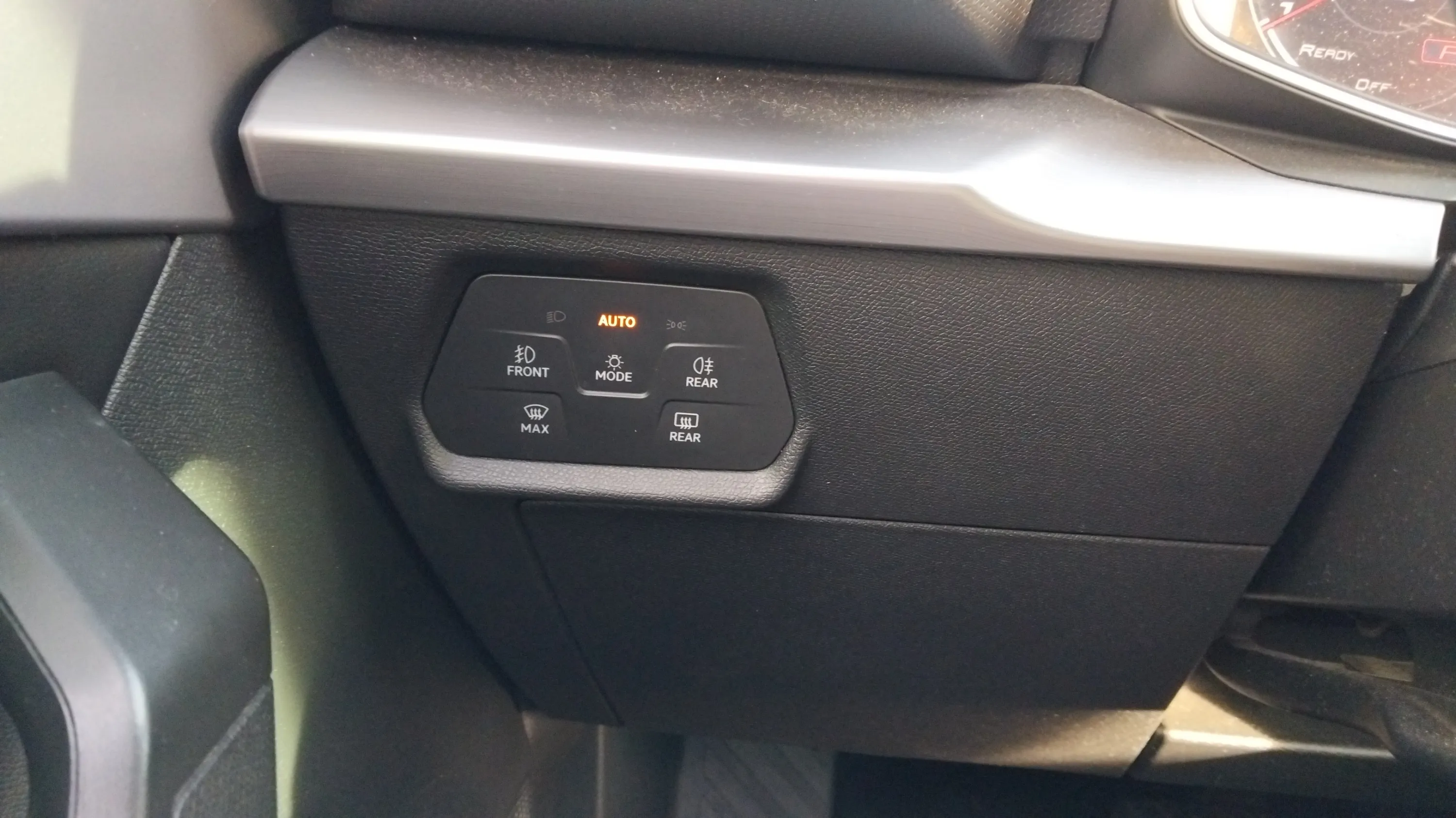 SEAT León 1.0 eTSI DSG-7 FR 25 Aniv - foto 23