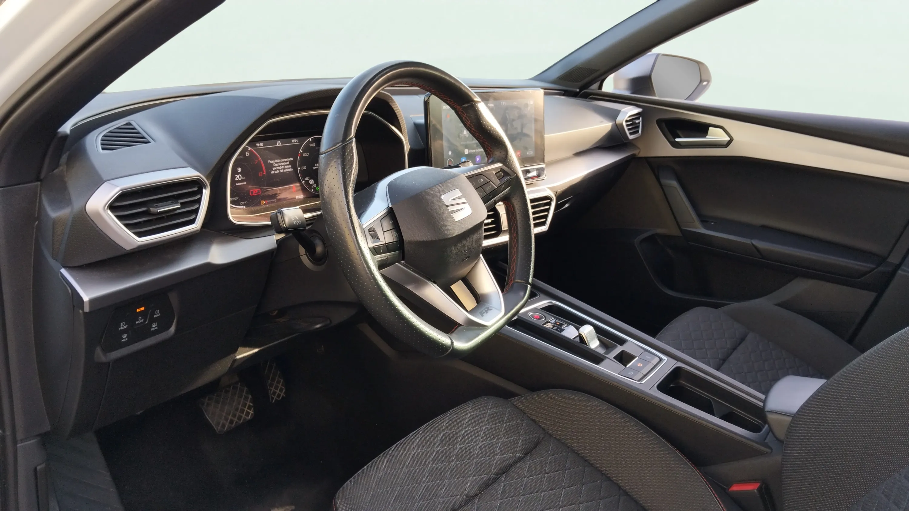 SEAT León 1.0 eTSI DSG-7 FR 25 Aniv - foto 11