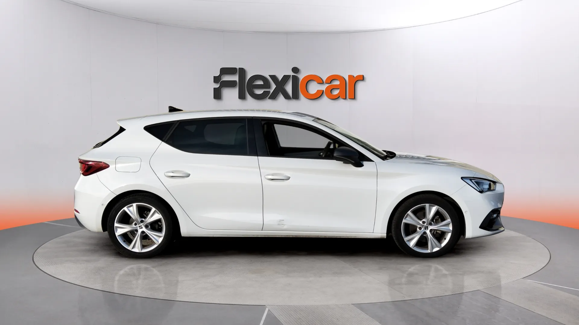 SEAT León 1.0 eTSI DSG-7 FR 25 Aniv - foto 2