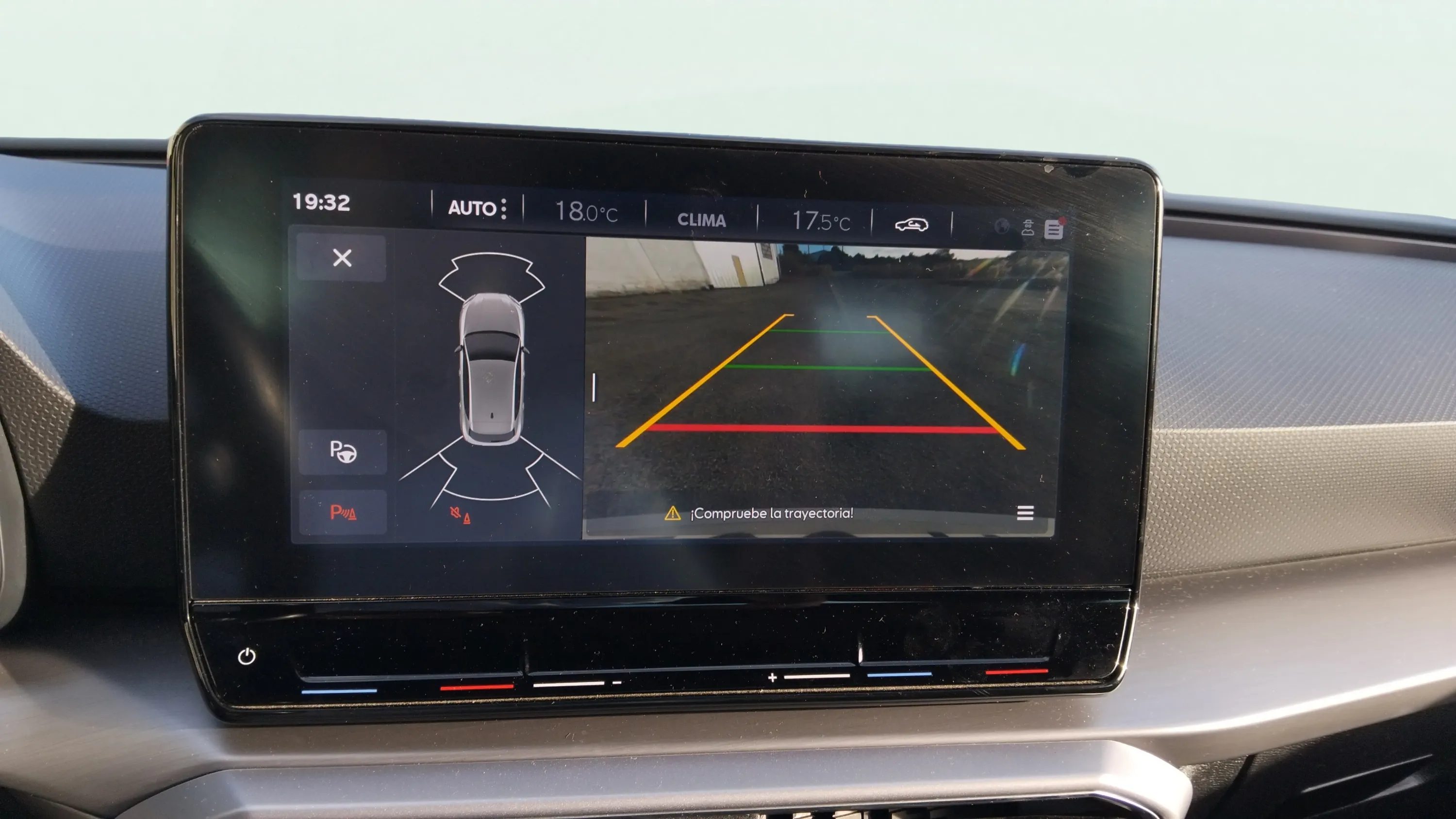 SEAT León 1.0 eTSI DSG-7 FR 25 Aniv - foto 14