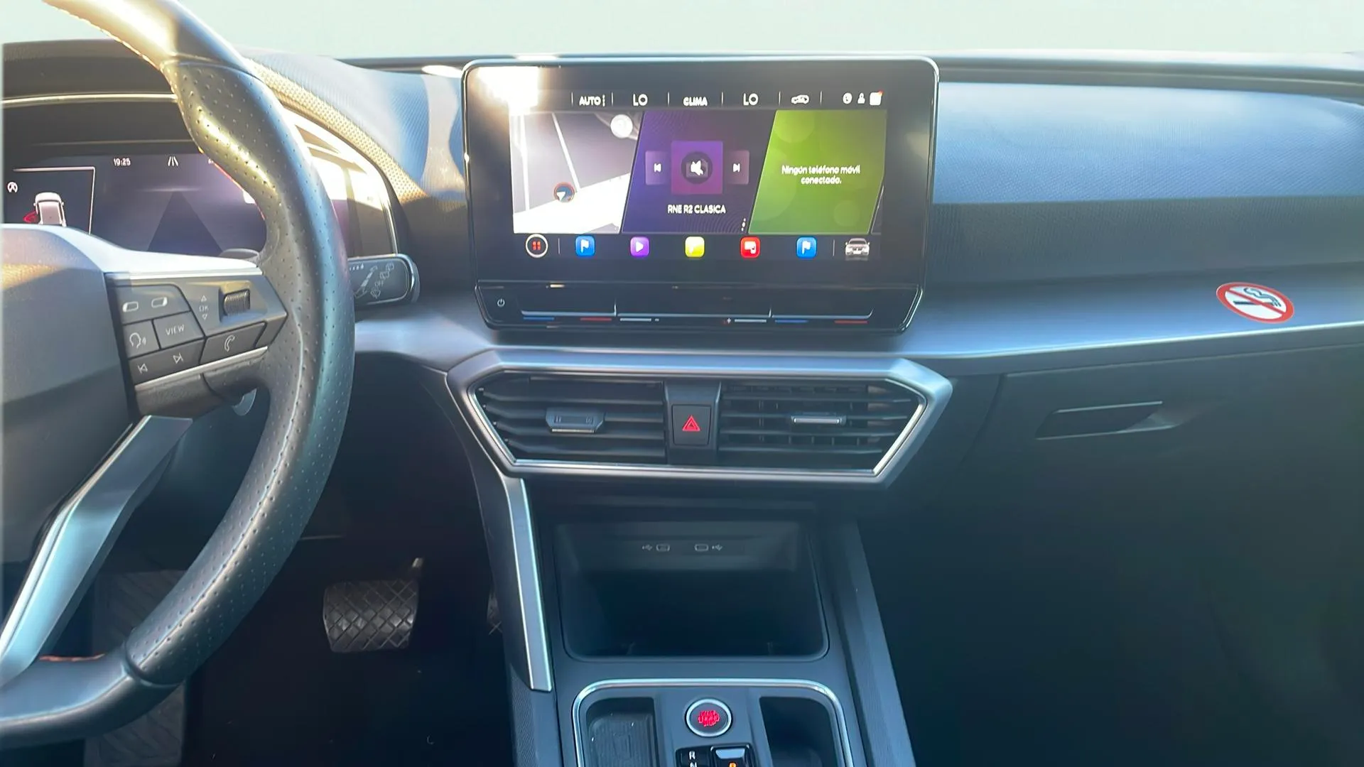 SEAT León 1.0 eTSI DSG-7 FR 25 Aniv - foto 10
