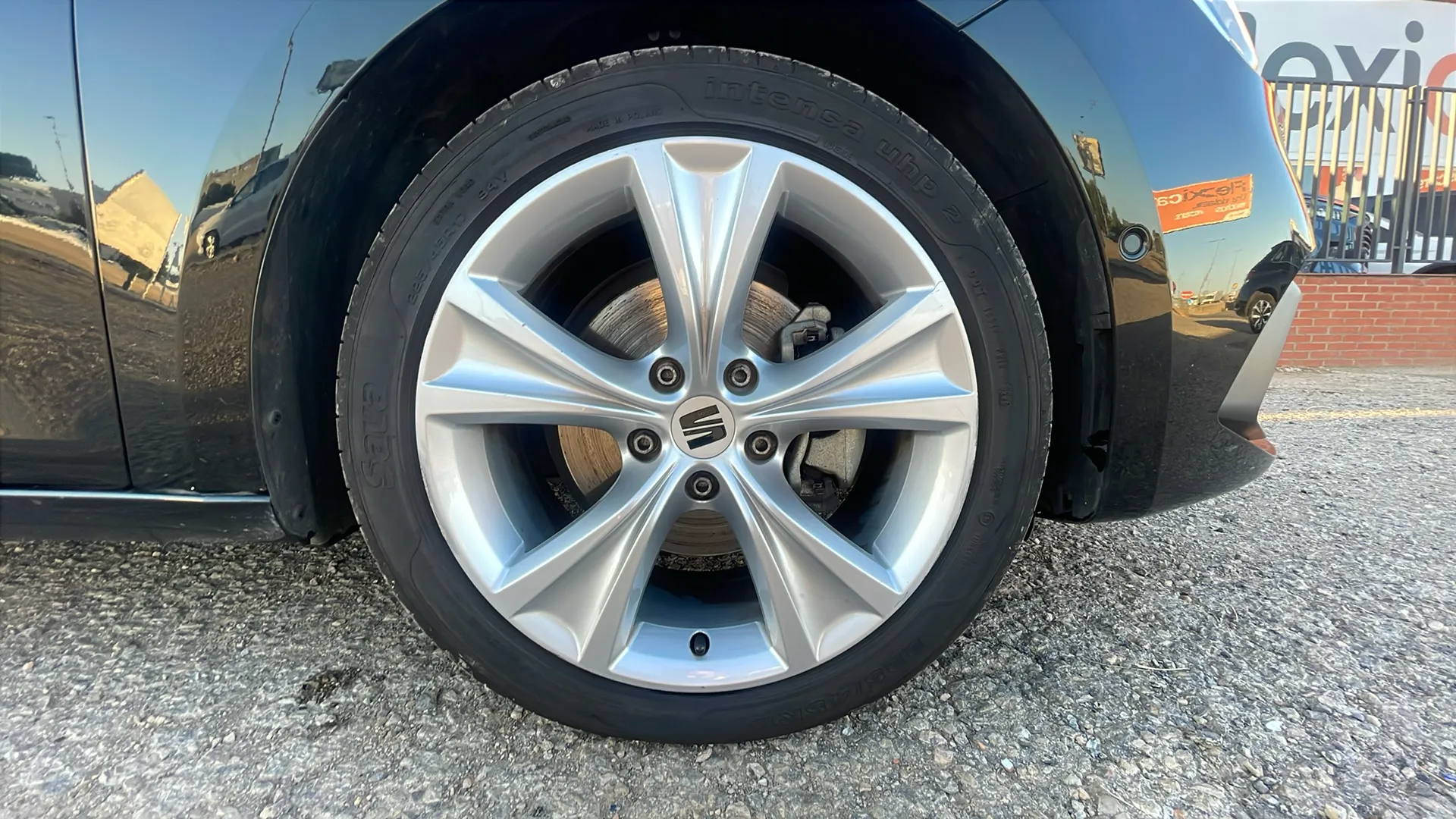 SEAT León 1.0 eTSI DSG-7 FR 25 Aniv - foto 17