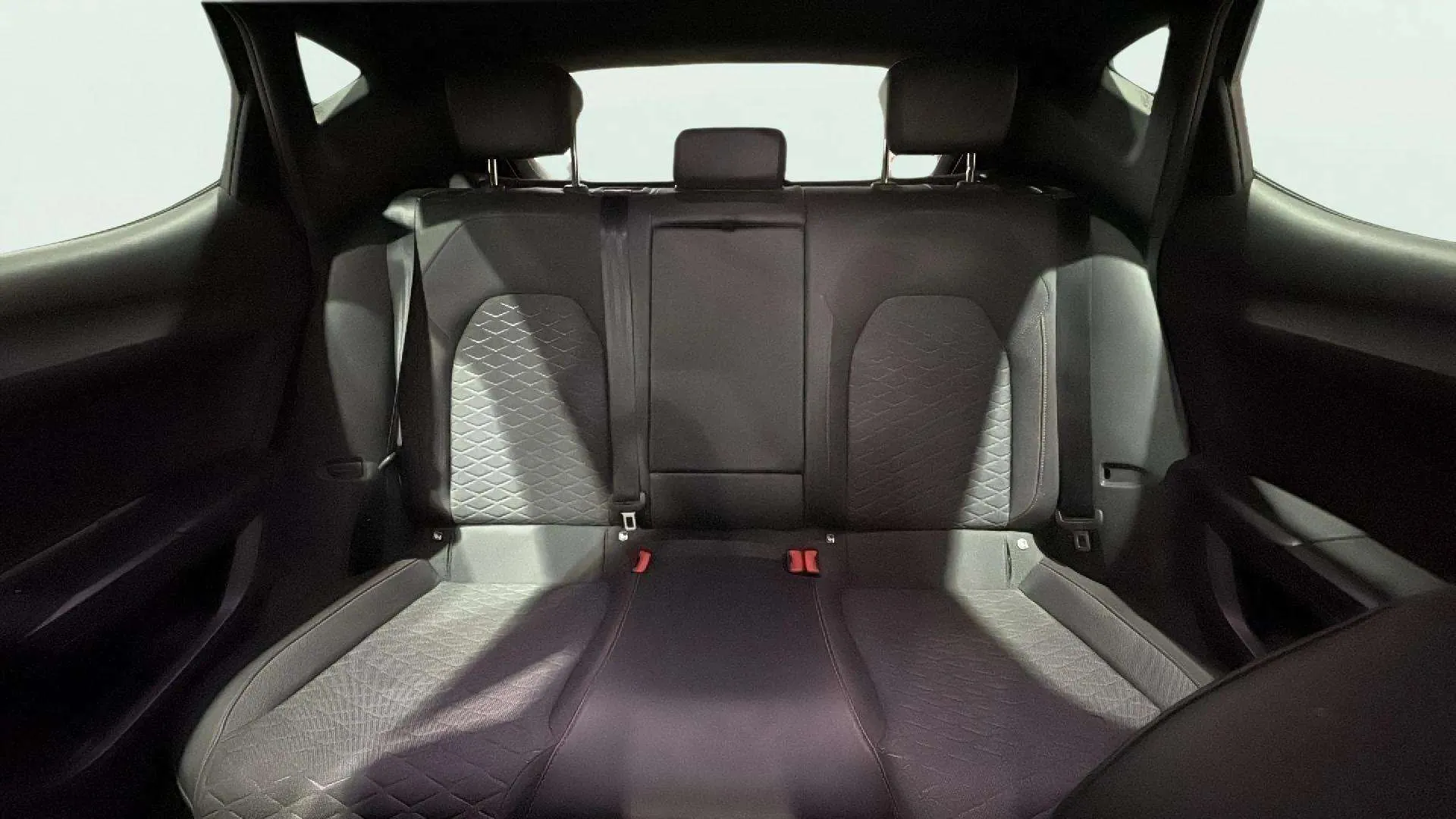 SEAT León 1.0 eTSI DSG-7 FR 25 Aniv - foto 13