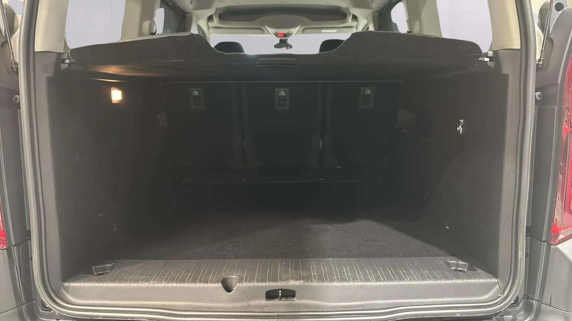 Citroën Berlingo Talla XL BlueHDi 130 EAT8 Shine - foto 9