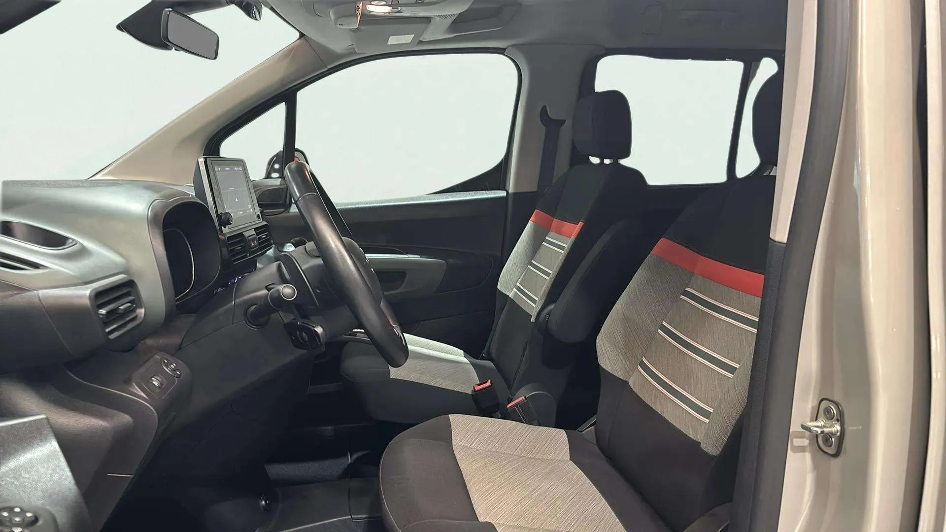 Citroën Berlingo Talla XL BlueHDi 130 EAT8 Shine - foto 21