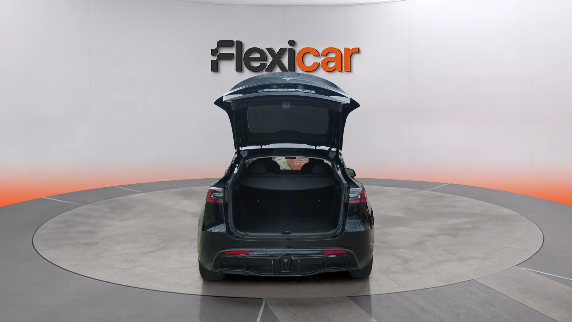 Tesla Model Y 60KWH 12/2023 - foto 10