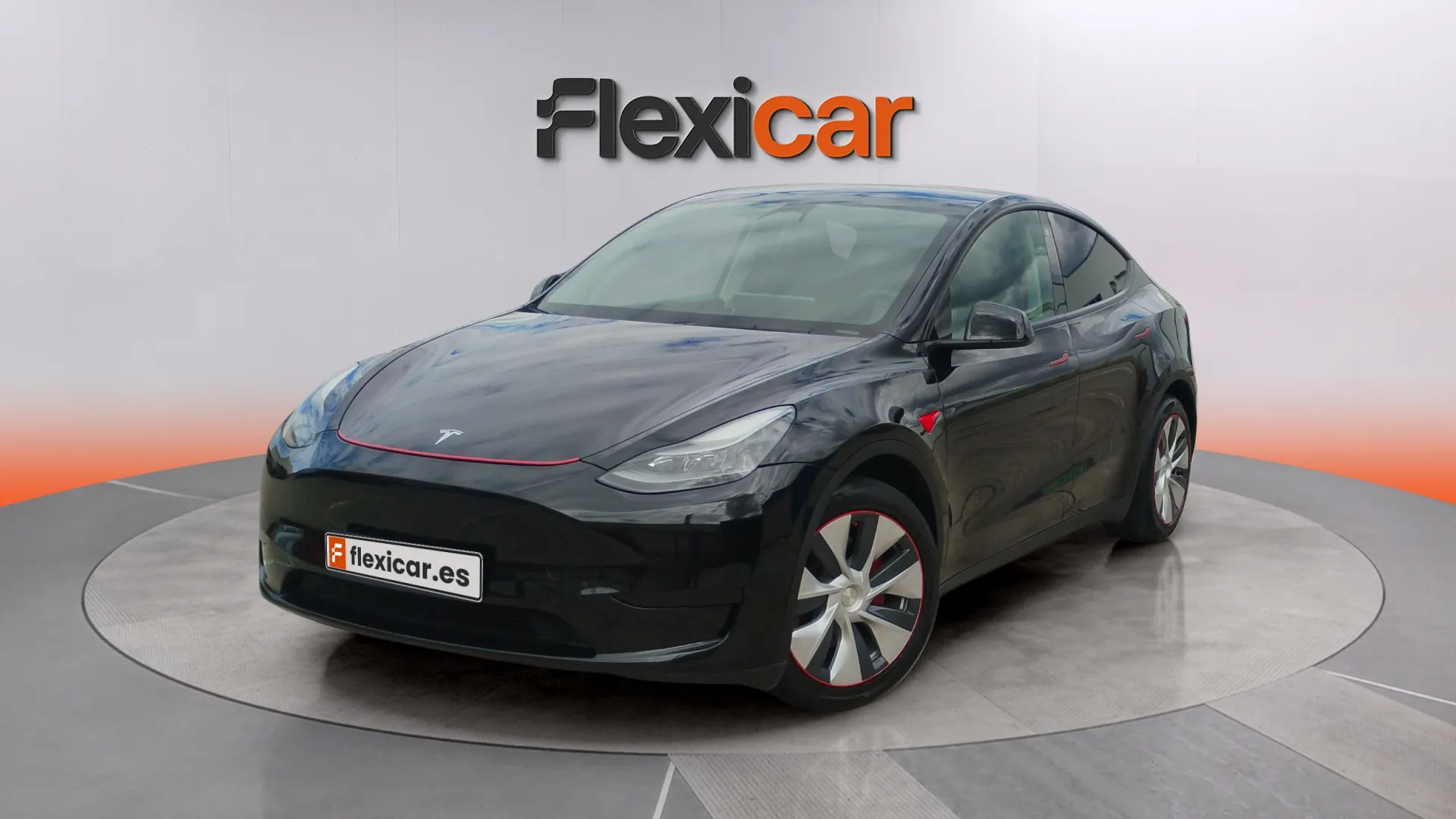 Tesla Model Y 60KWH 12/2023 - foto 5