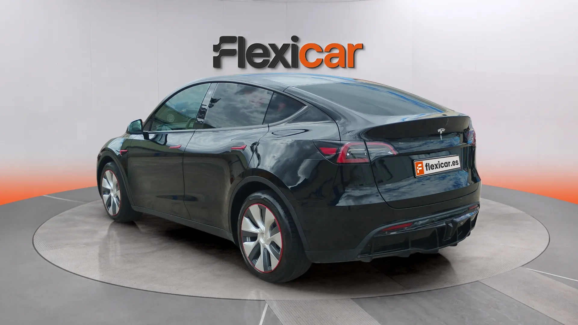Tesla Model Y 60KWH 12/2023 - foto 7