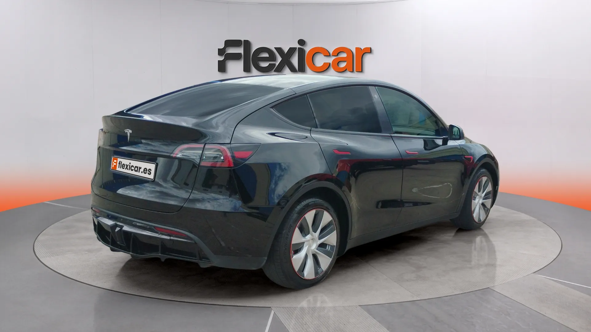 Tesla Model Y 60KWH 12/2023 - foto 3