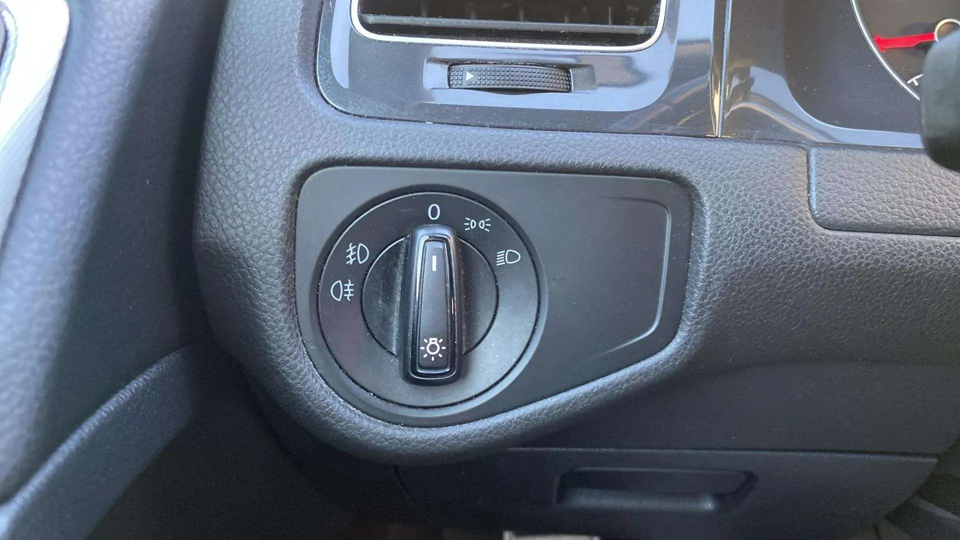 Volkswagen Golf Advance 1.0 TSI - foto 15