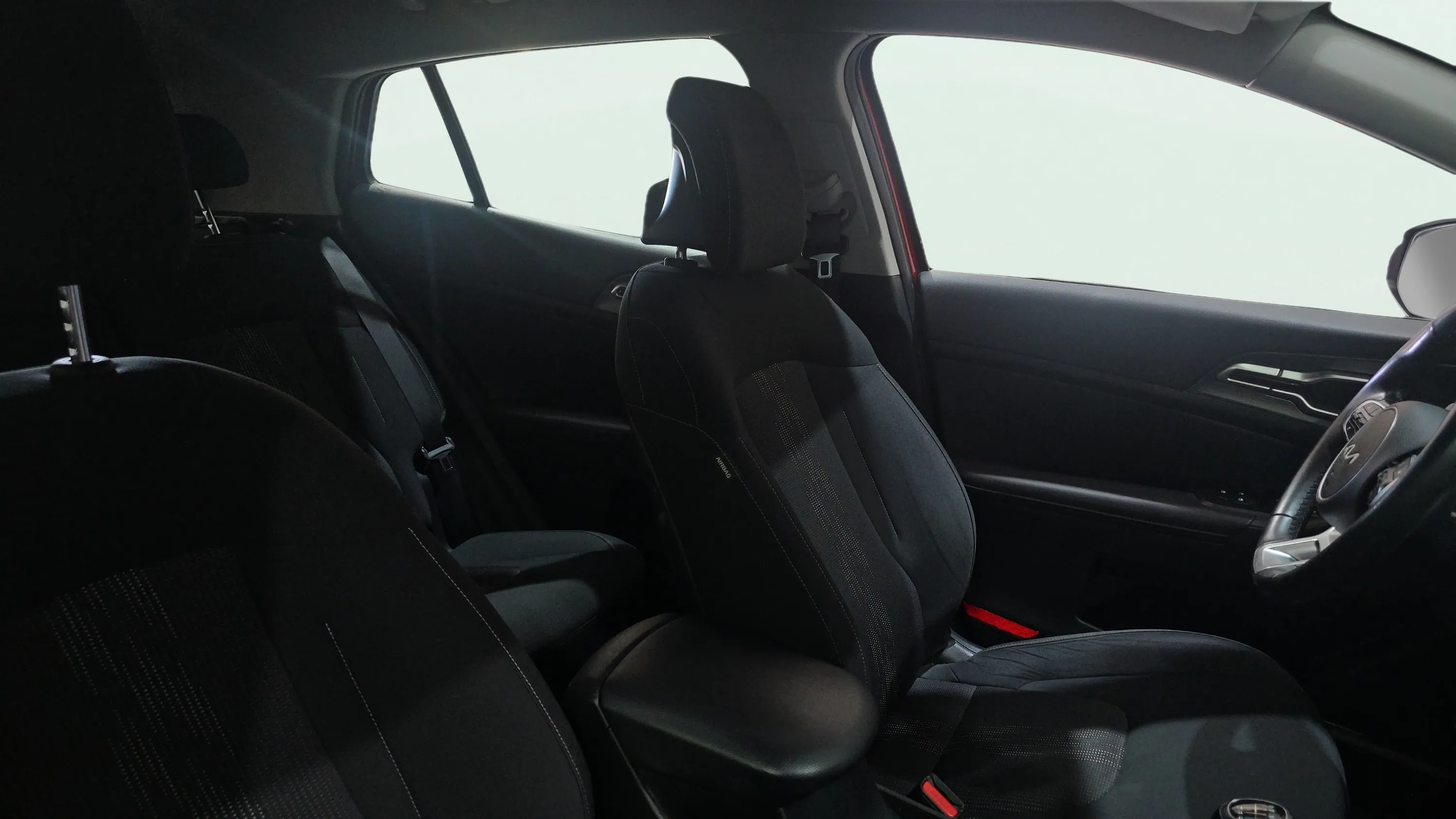 Kia Sportage 1.6 T-GDi Drive 4x2 - foto 10