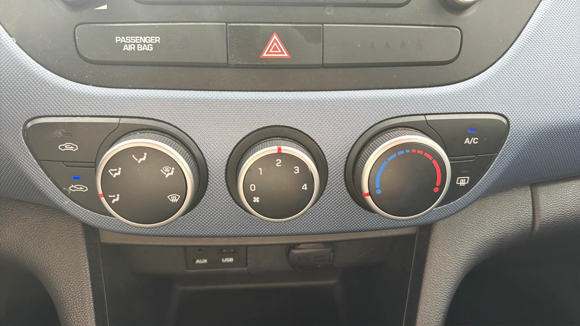 Hyundai i10 1.0 Tecno - foto 22