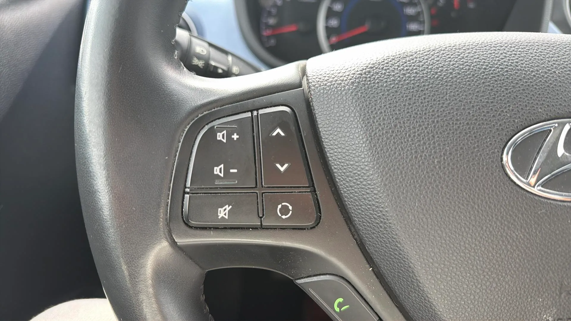 Hyundai i10 1.0 Tecno - foto 15
