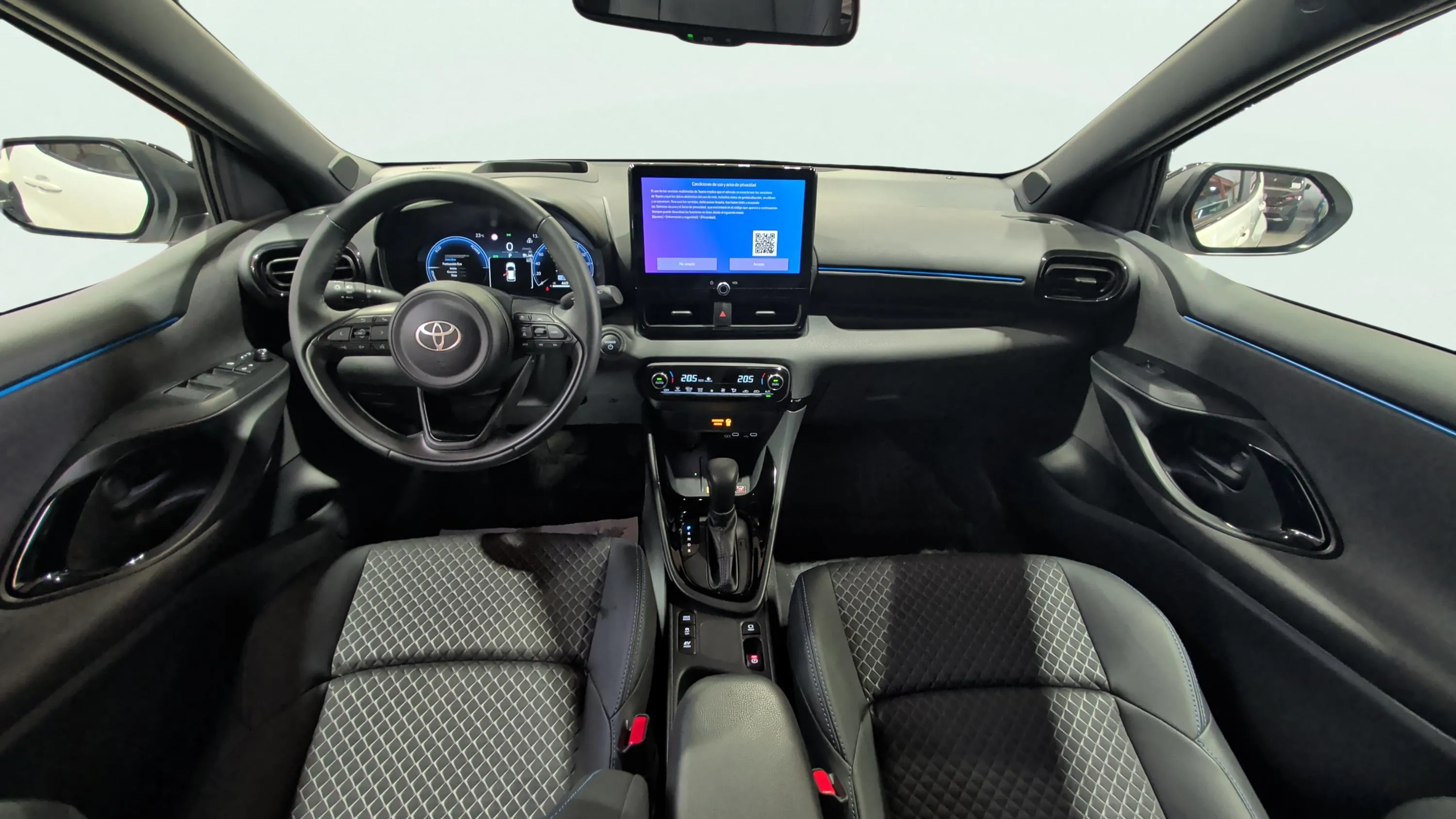 Toyota Yaris 1.5 120H Active Plus - foto 18