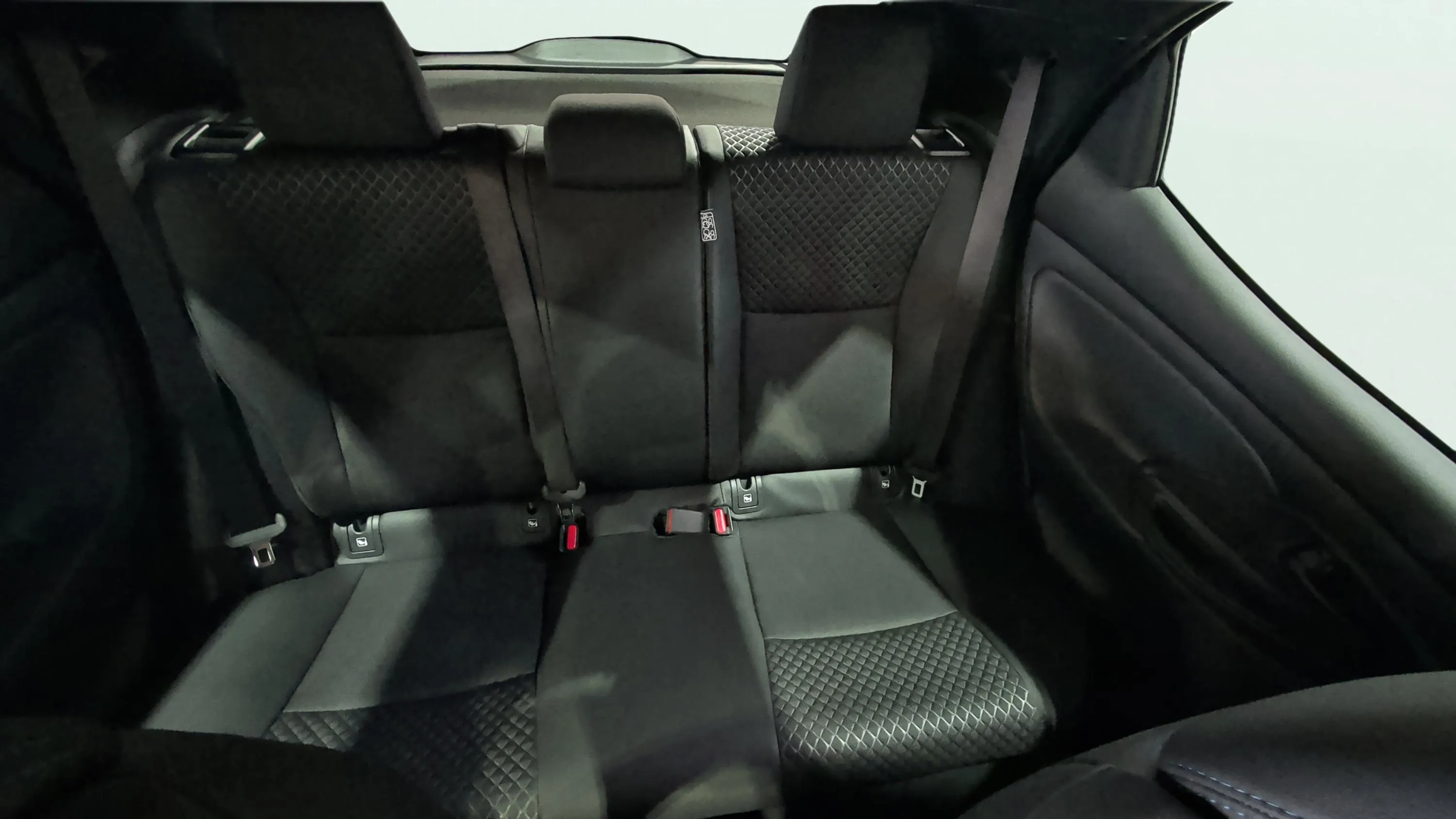 Toyota Yaris 1.5 120H Active Plus - foto 25