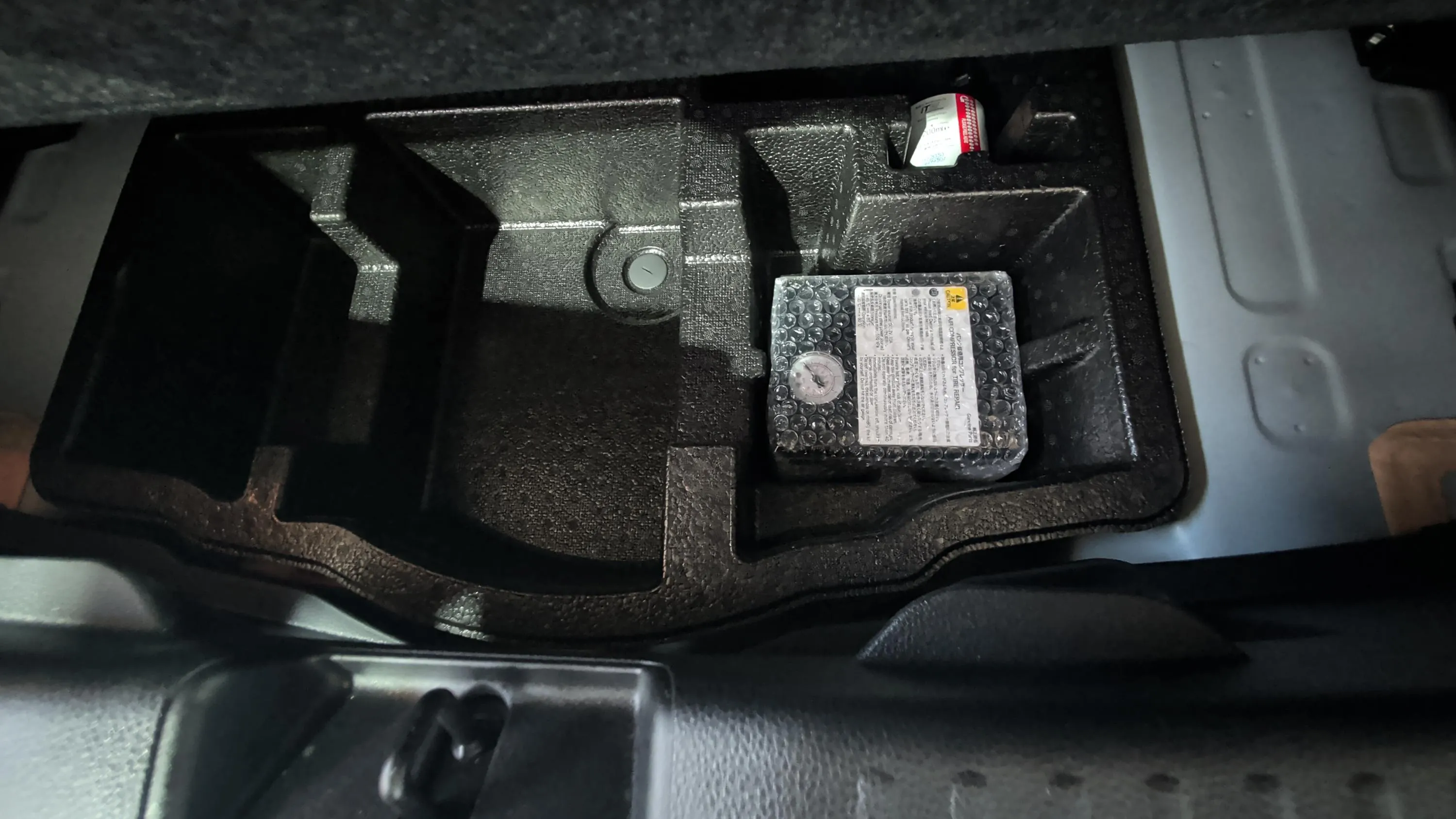 Toyota Yaris 1.5 120H Active Plus - foto 27