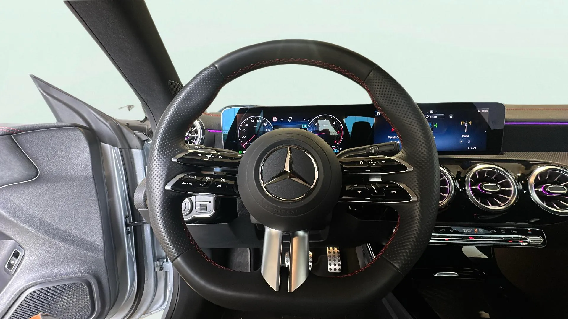 Mercedes-Benz CLA 220 D DCT - foto 15