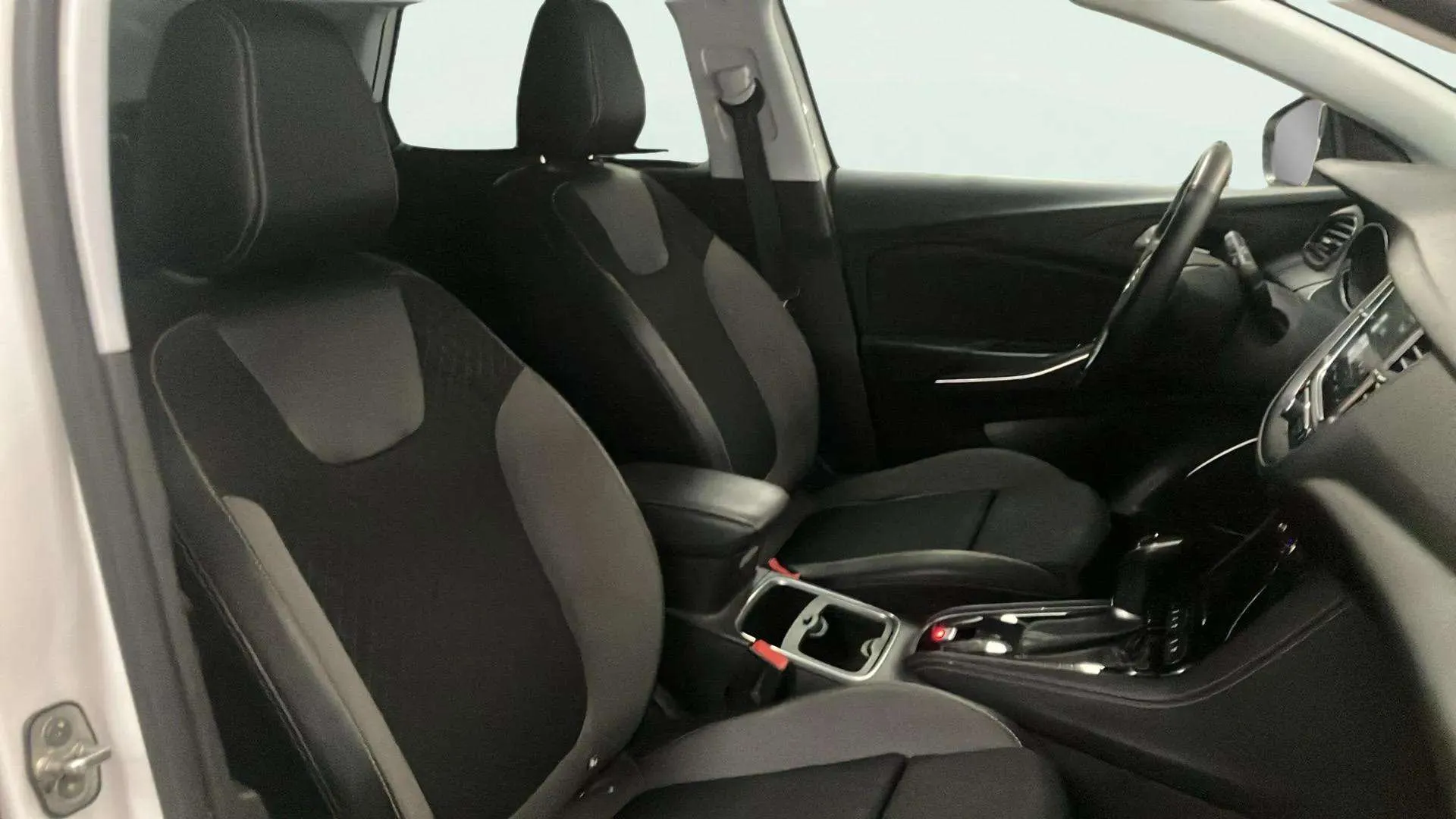 Opel Grandland 1.5 CDTi Ultimate - foto 17