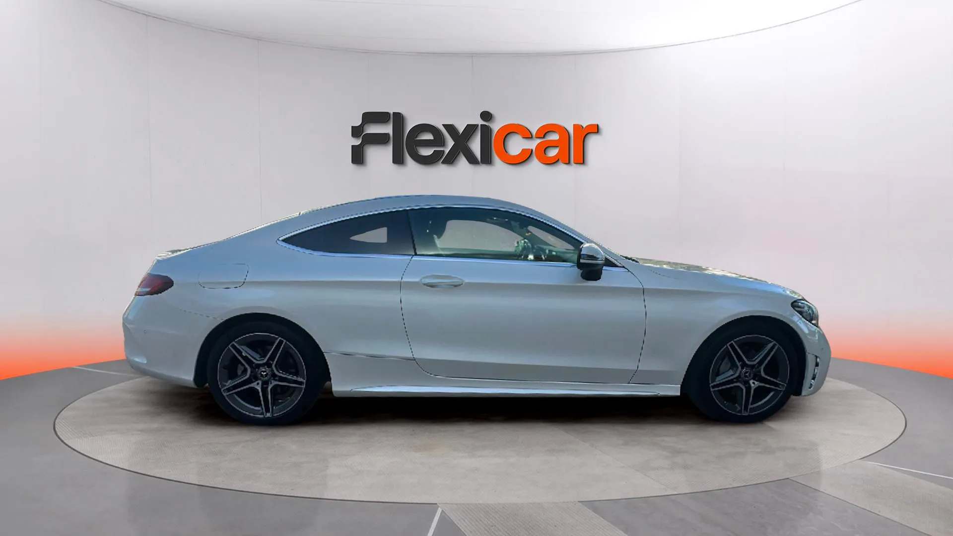 Mercedes-Benz Clase C Coupé C 200 - foto 6