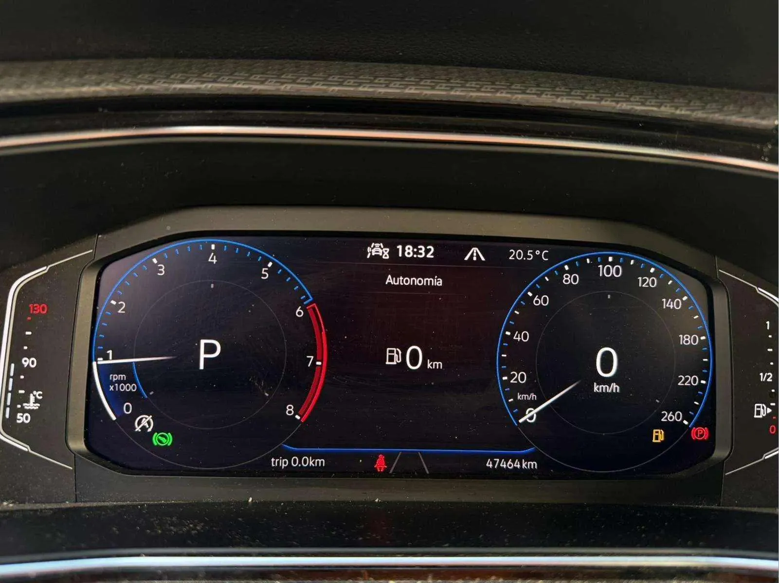 Volkswagen T-Cross Sport 1.0 TSI DSG - foto 22