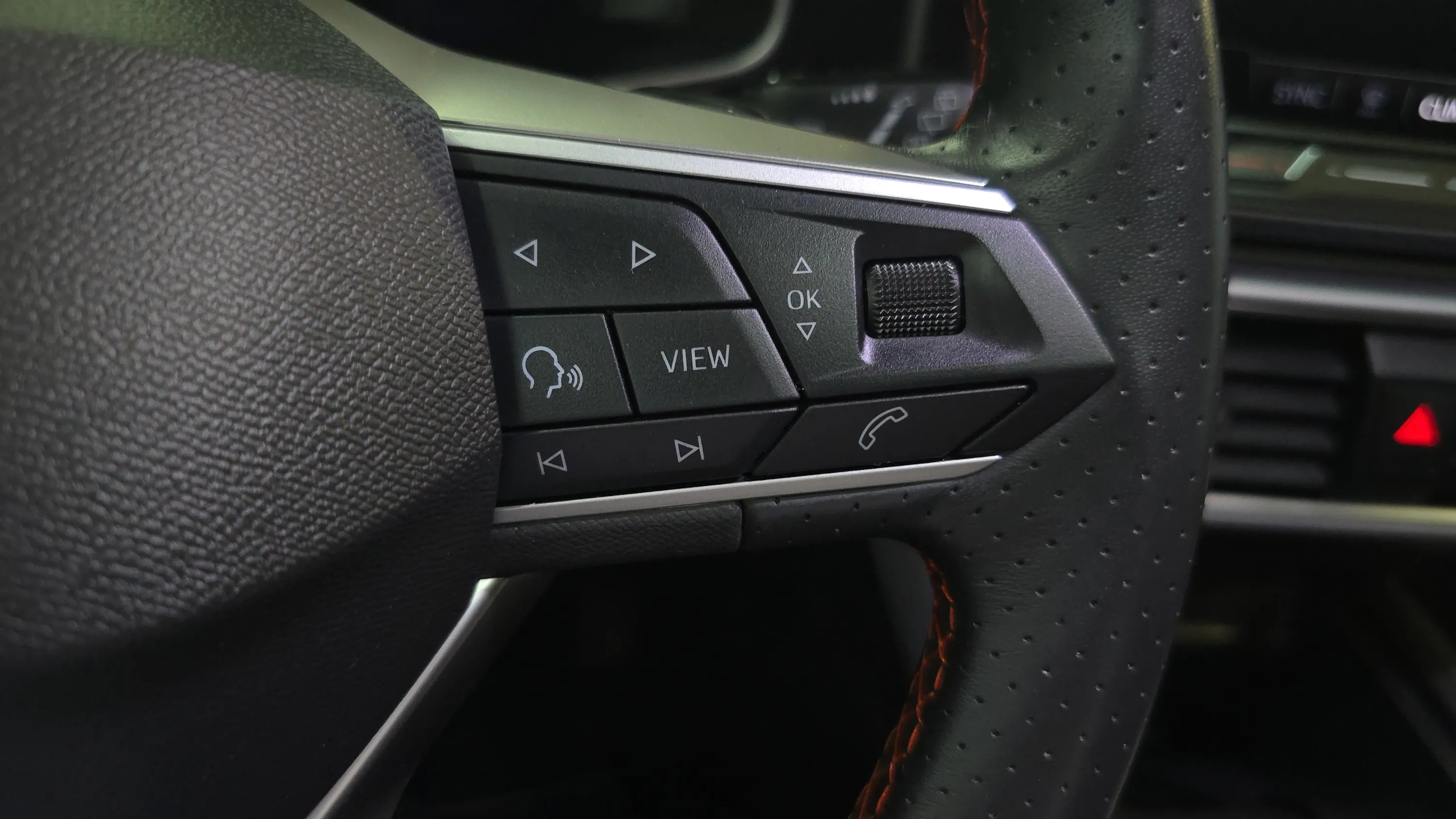 SEAT León 1.5 eTSI DSG FR Spec Edition - foto 19